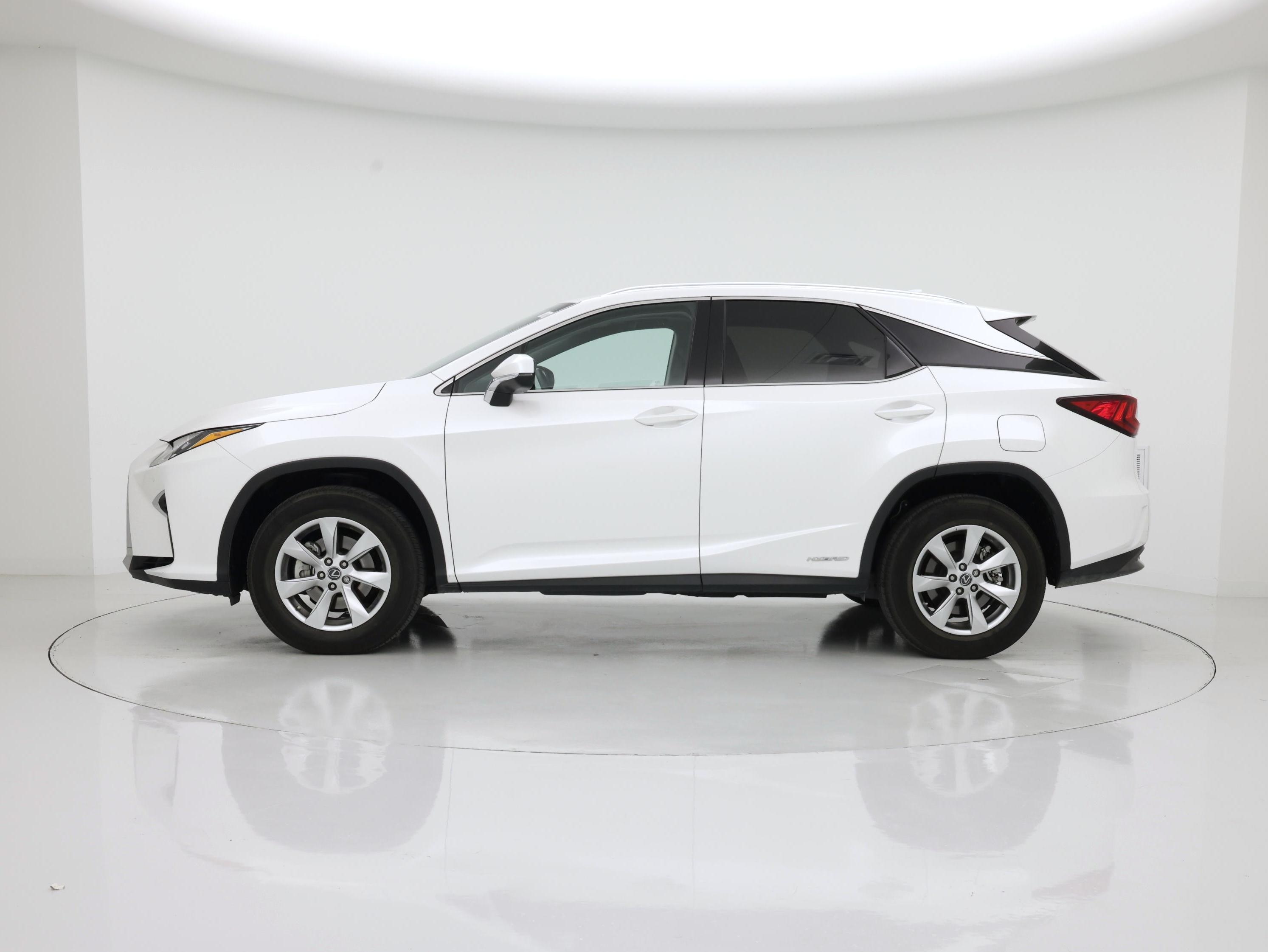Thumbnail: 2018 Lexus RX - 3
