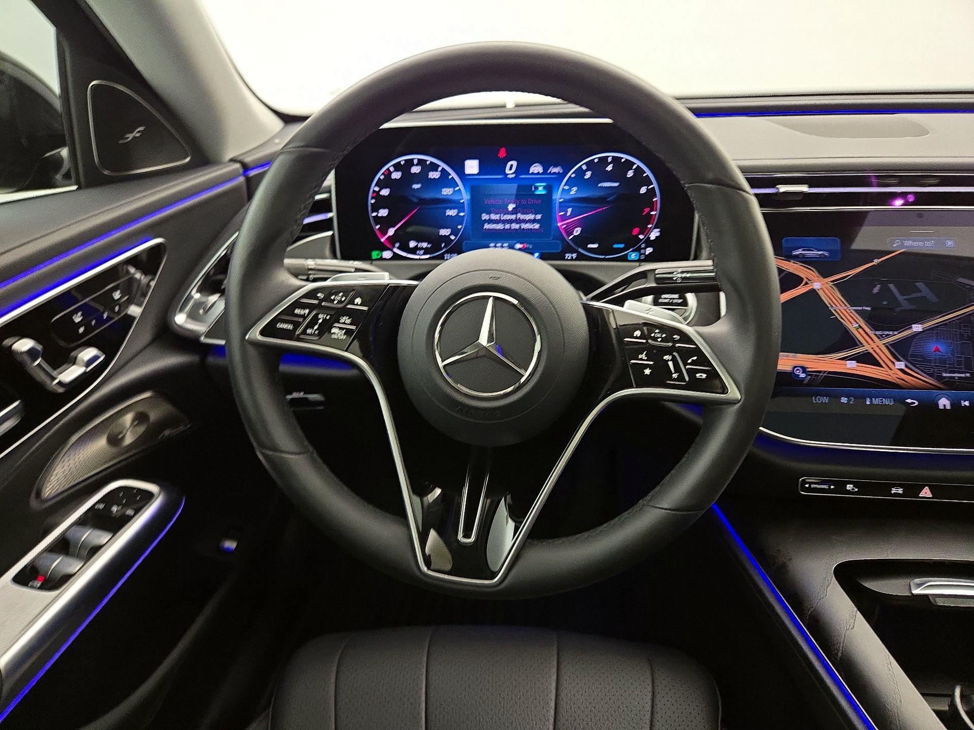 Thumbnail: 2024 Mercedes-Benz E-Class - 10