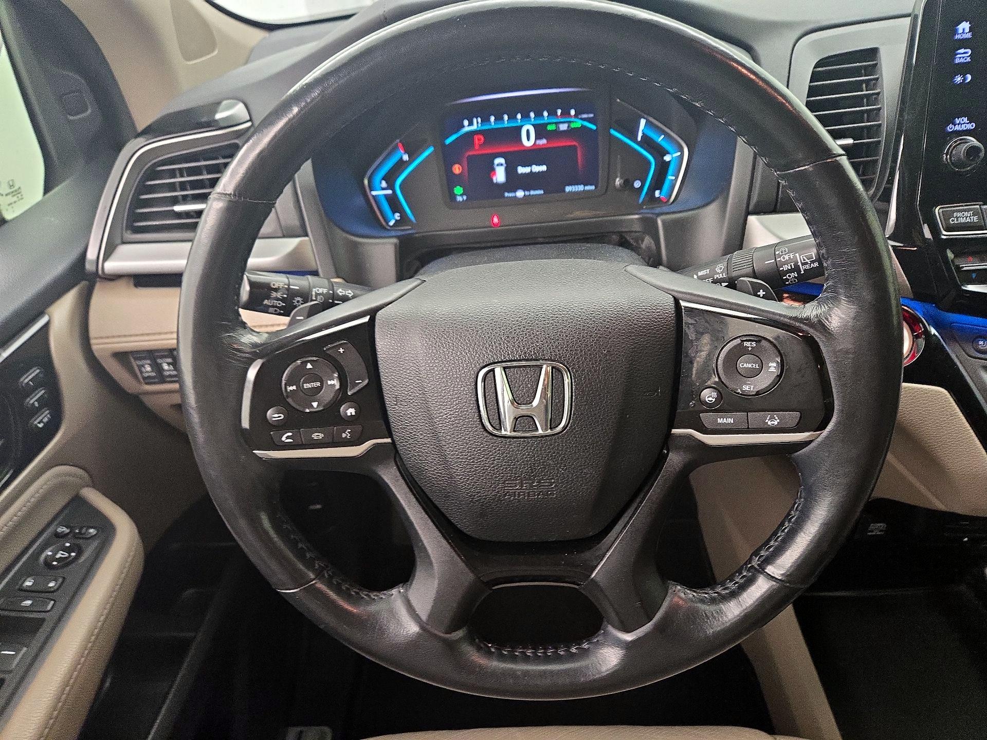 Thumbnail: 2018 Honda Odyssey - 10