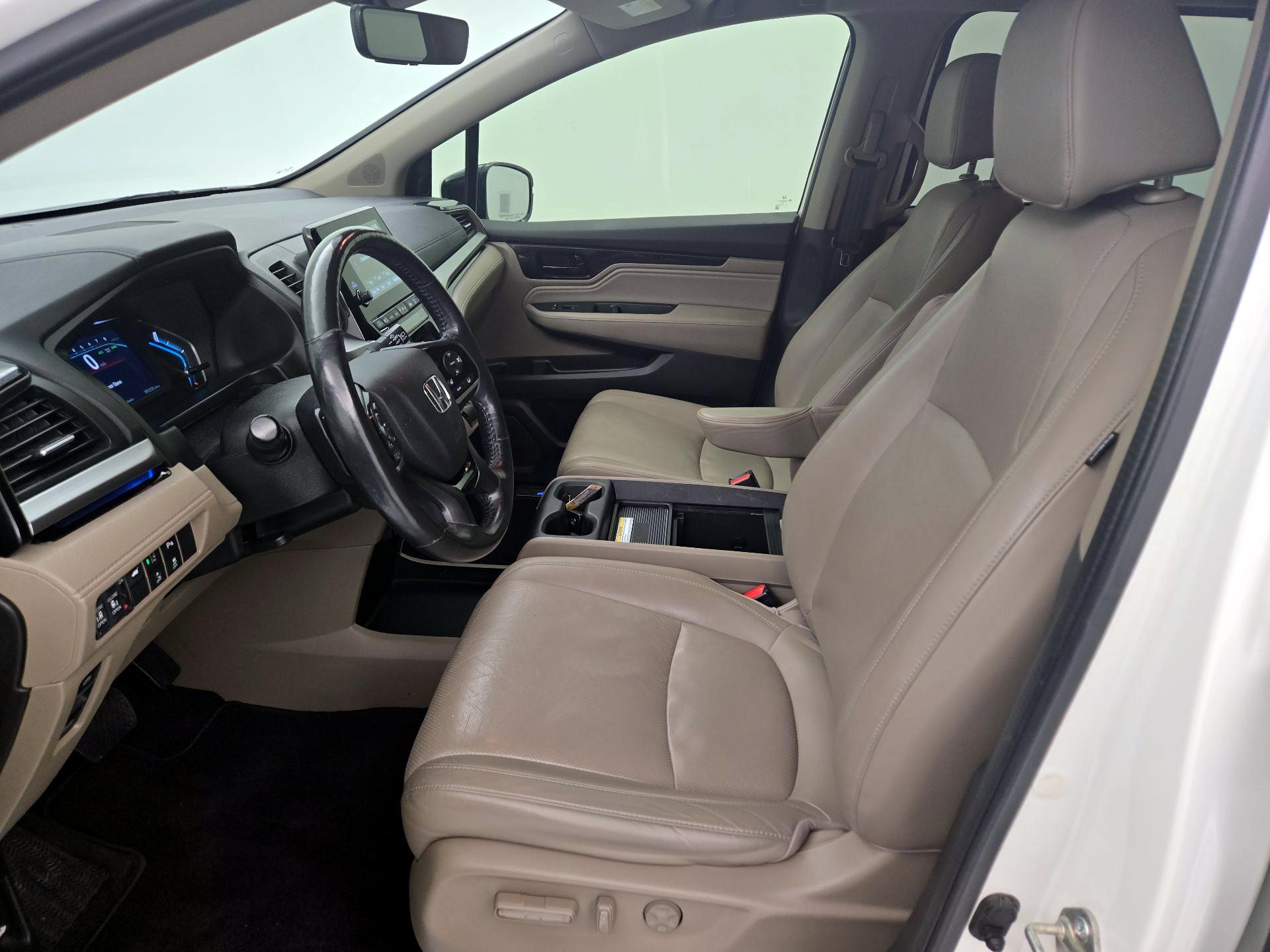 Thumbnail: 2018 Honda Odyssey - 11