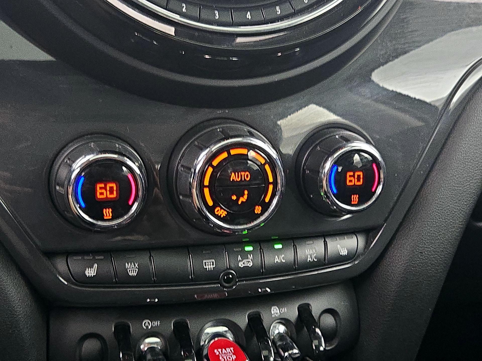 Thumbnail: 2020 MINI Cooper Countryman - 16