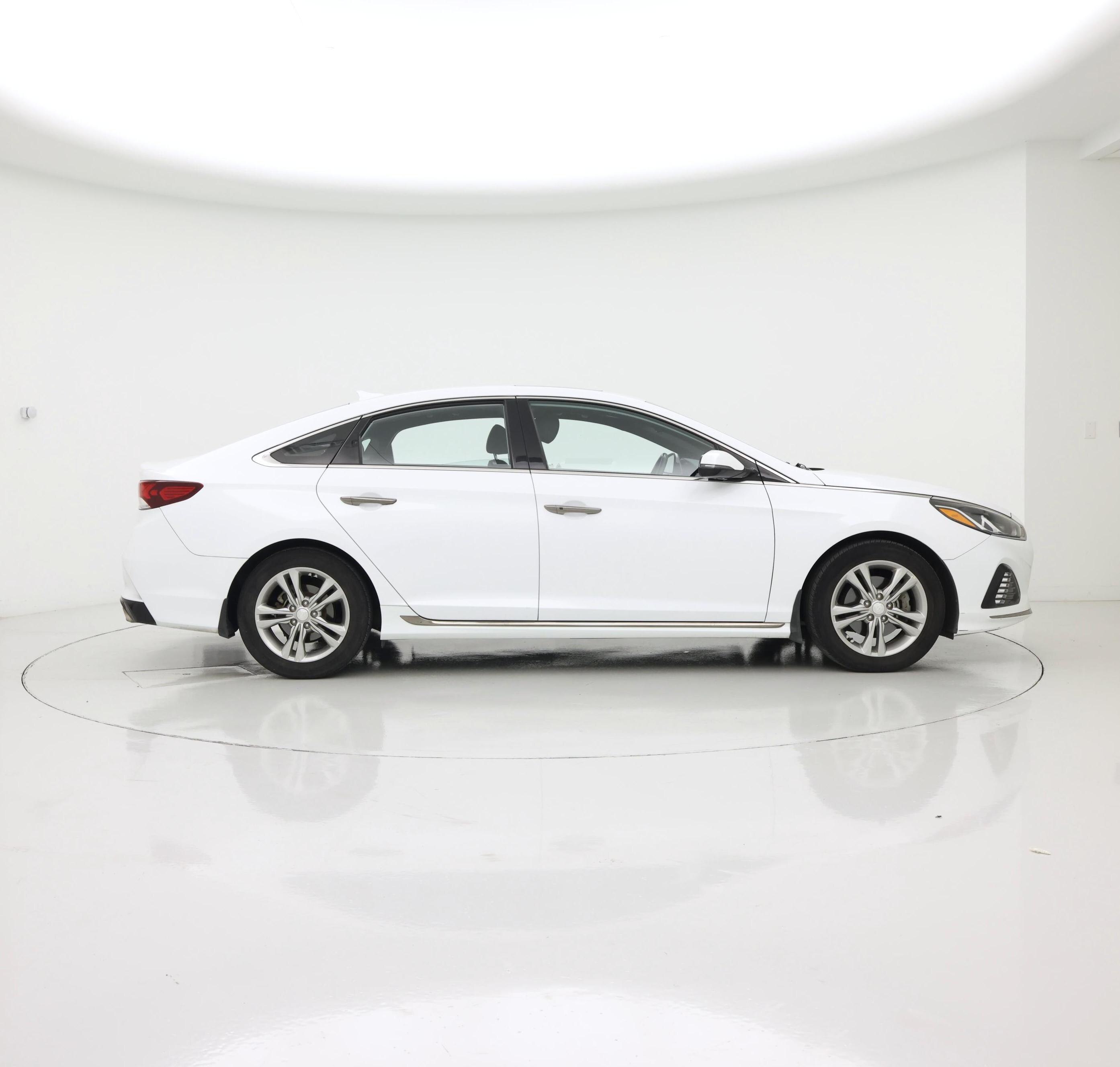 Thumbnail: 2018 Hyundai Sonata - 7