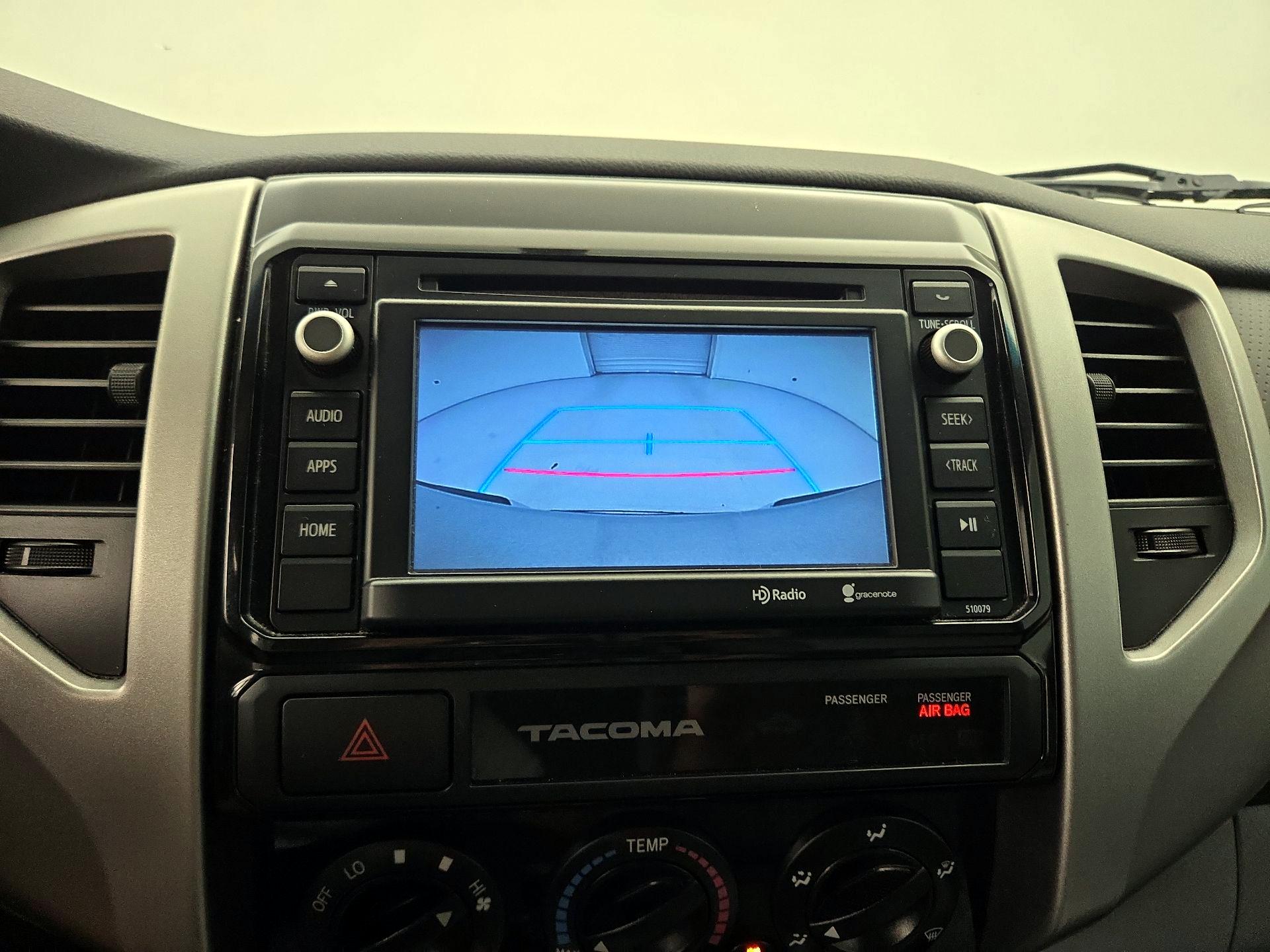 Thumbnail: 2015 Toyota Tacoma - 14