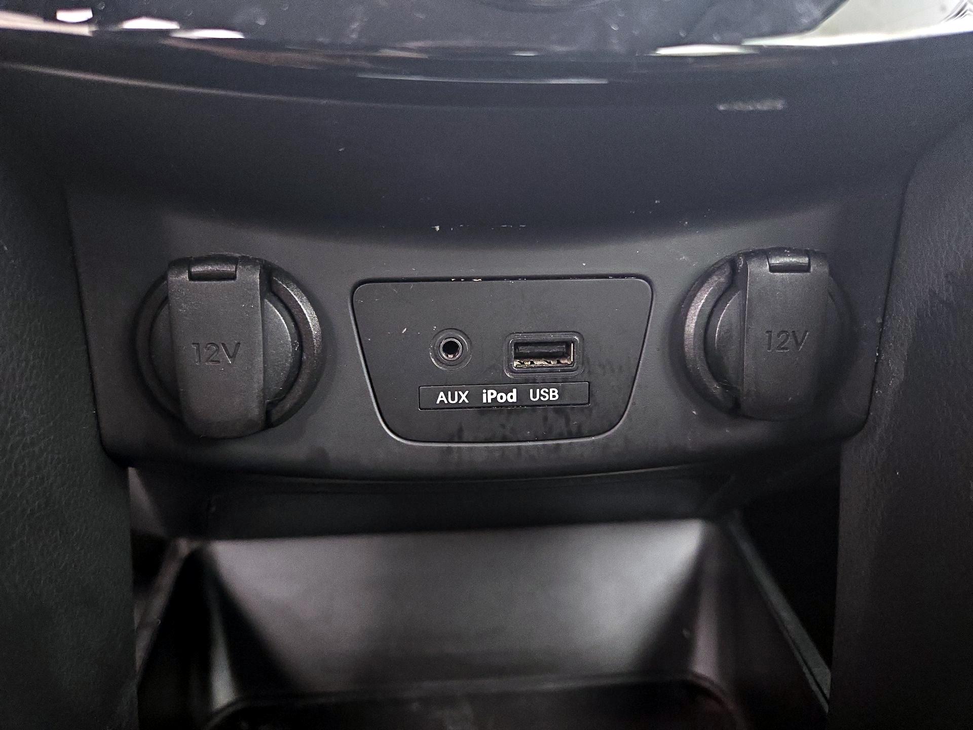 Thumbnail: 2014 Hyundai Elantra - 17
