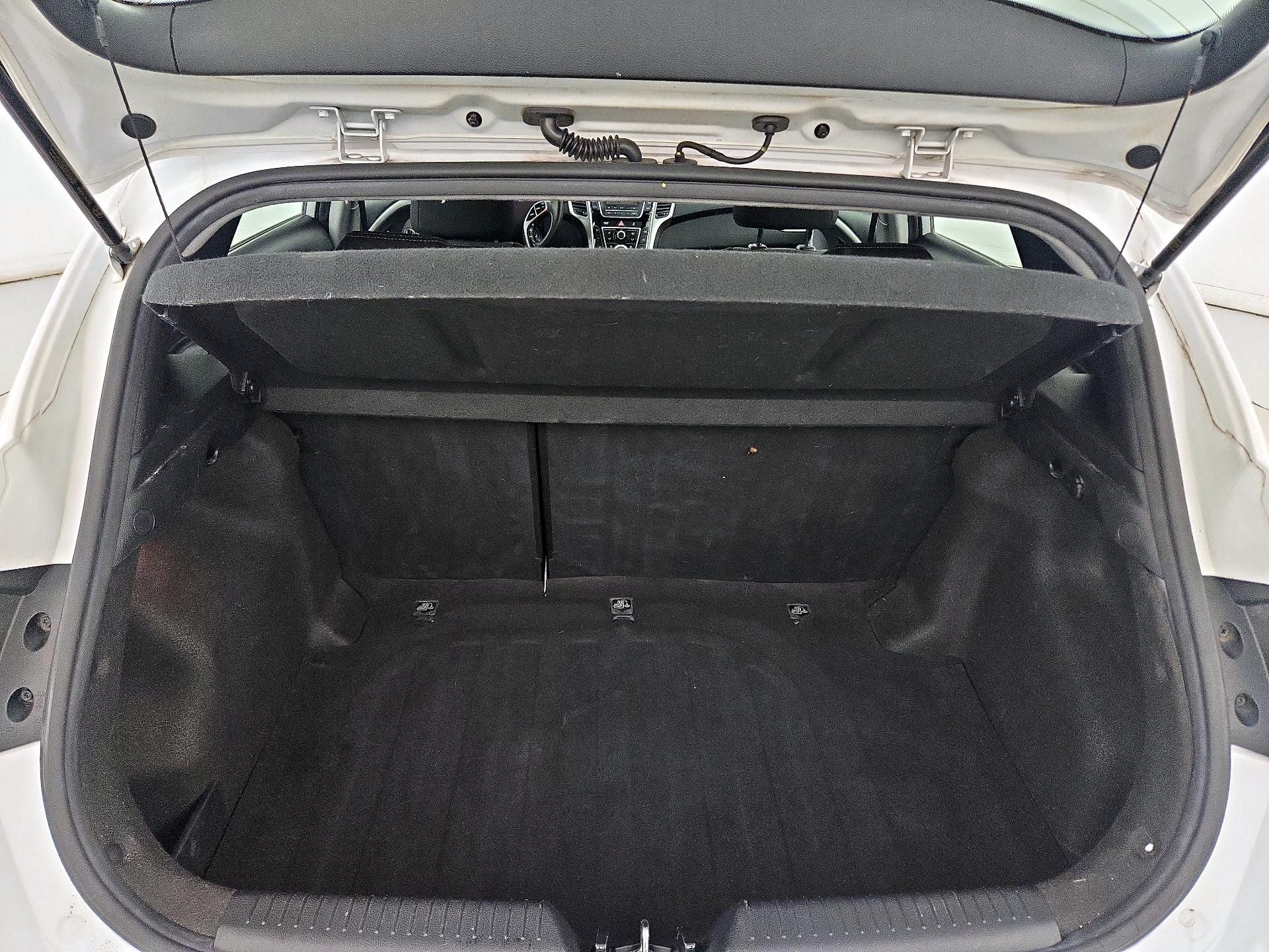 Thumbnail: 2014 Hyundai Elantra - 19