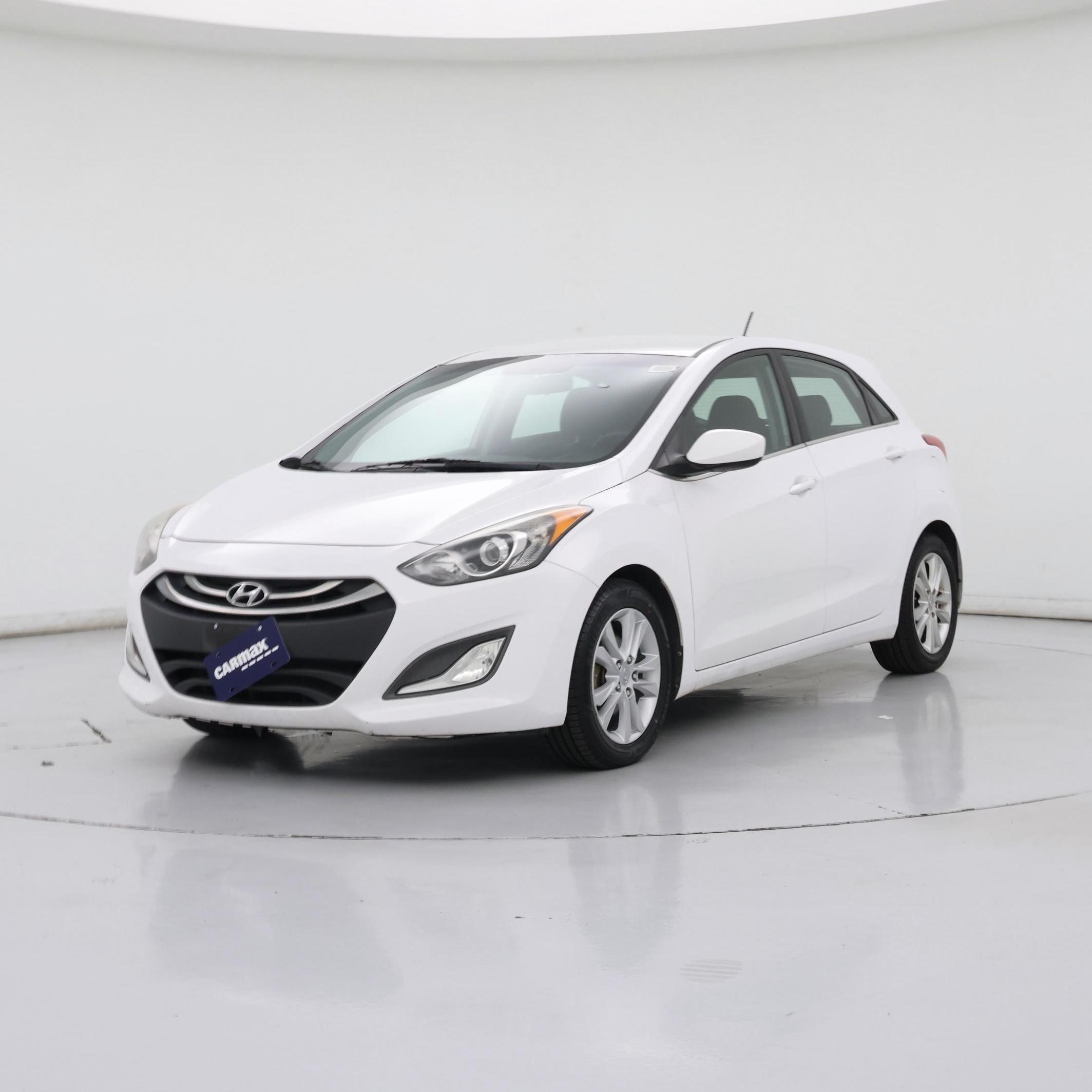 Thumbnail: 2014 Hyundai Elantra - 4