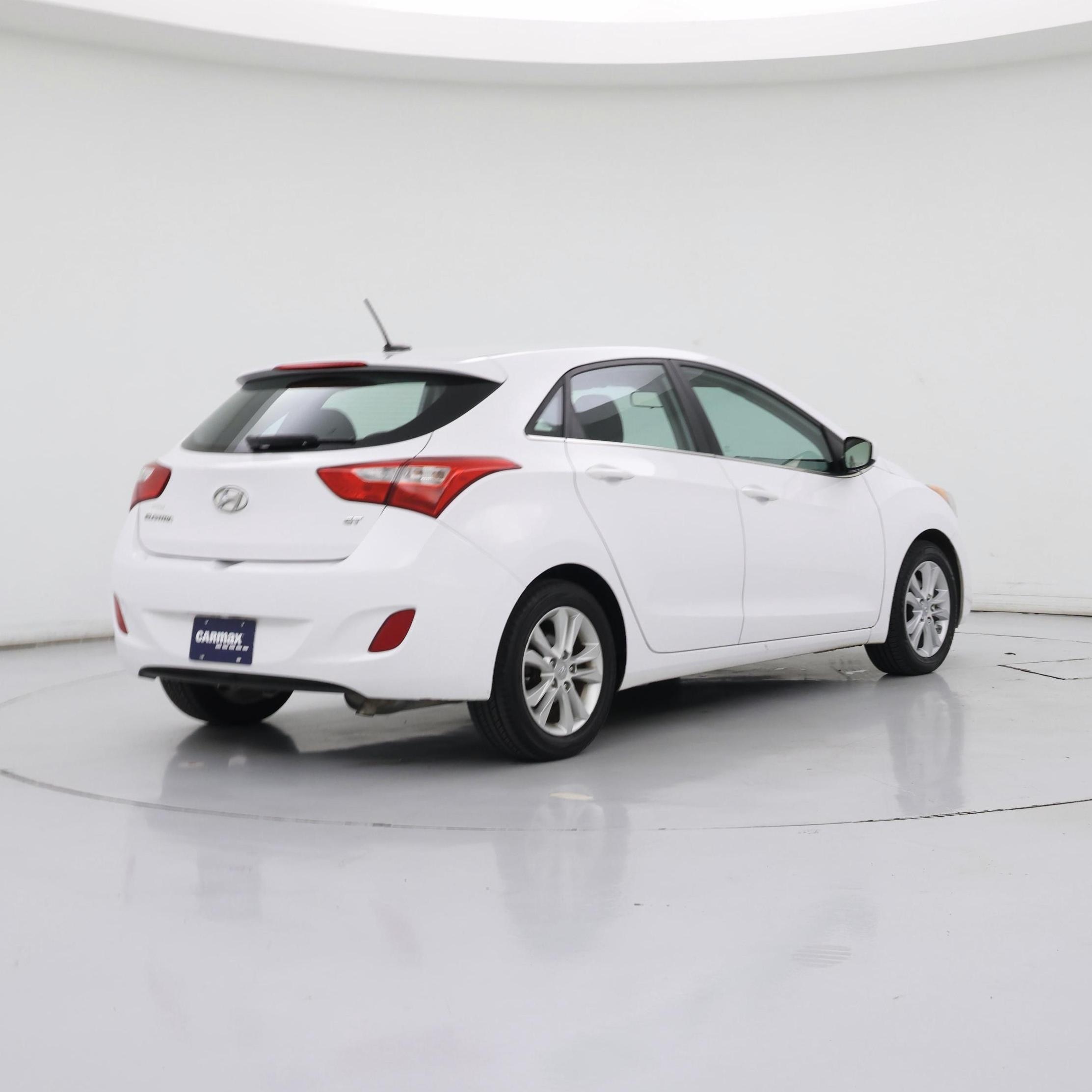 Thumbnail: 2014 Hyundai Elantra - 8