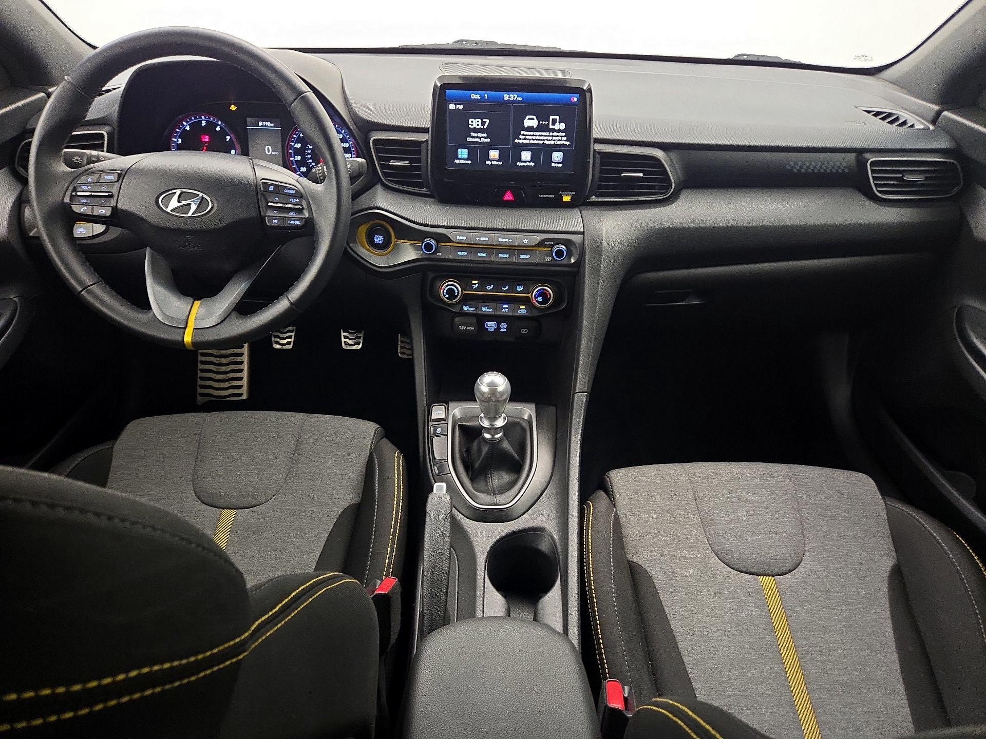 Thumbnail: 2020 Hyundai Veloster - 9