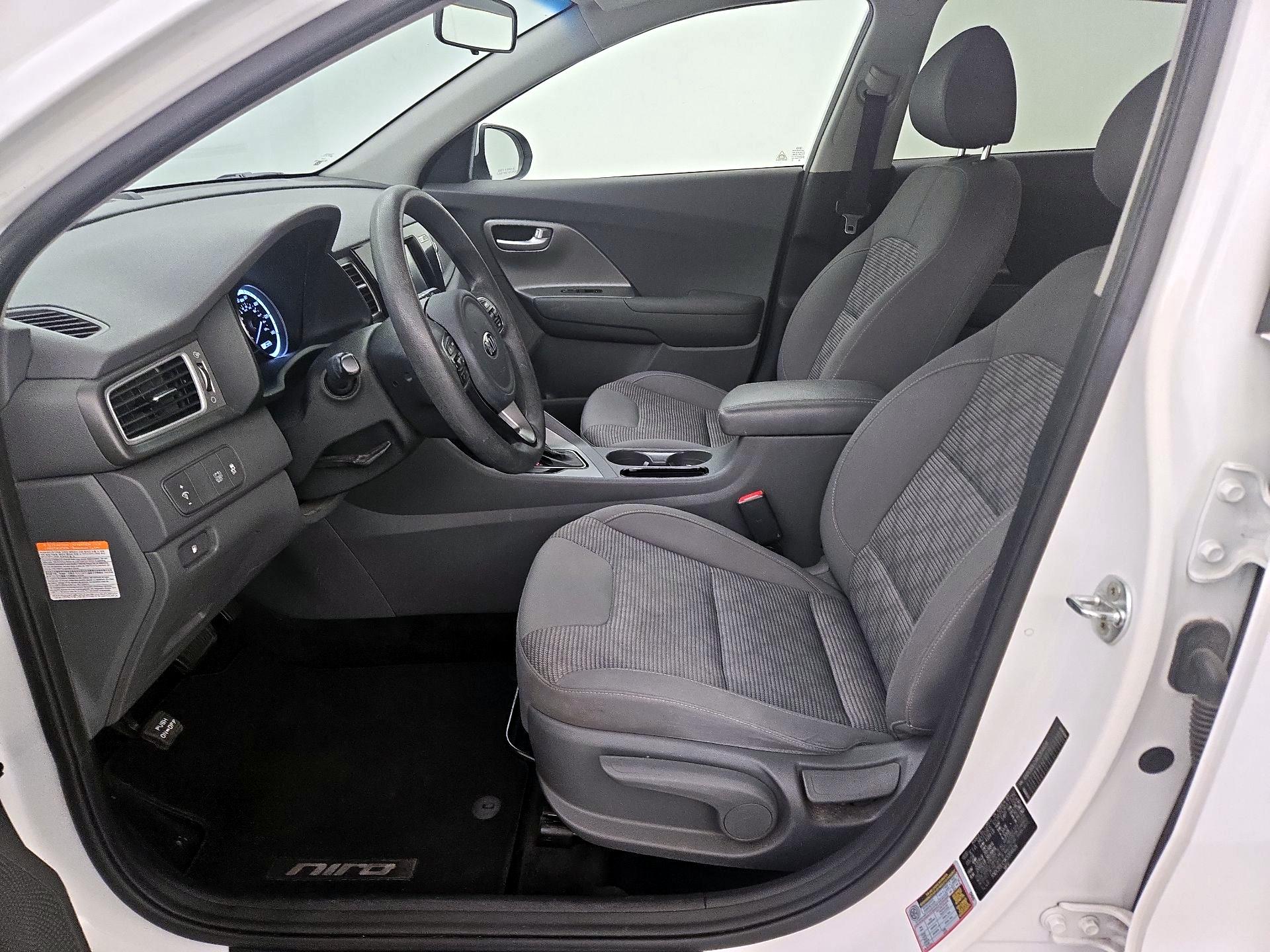 Thumbnail: 2019 Kia Niro - 11