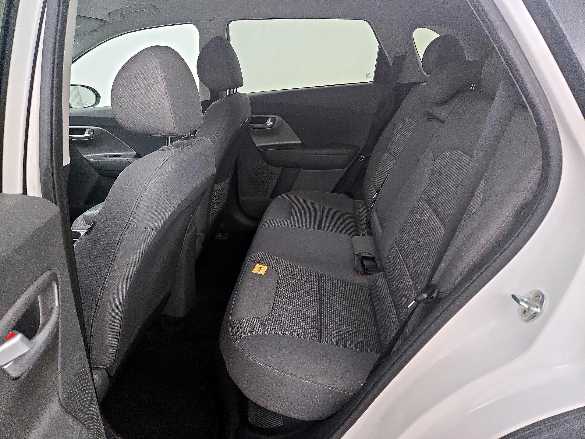 Thumbnail: 2019 Kia Niro - 18