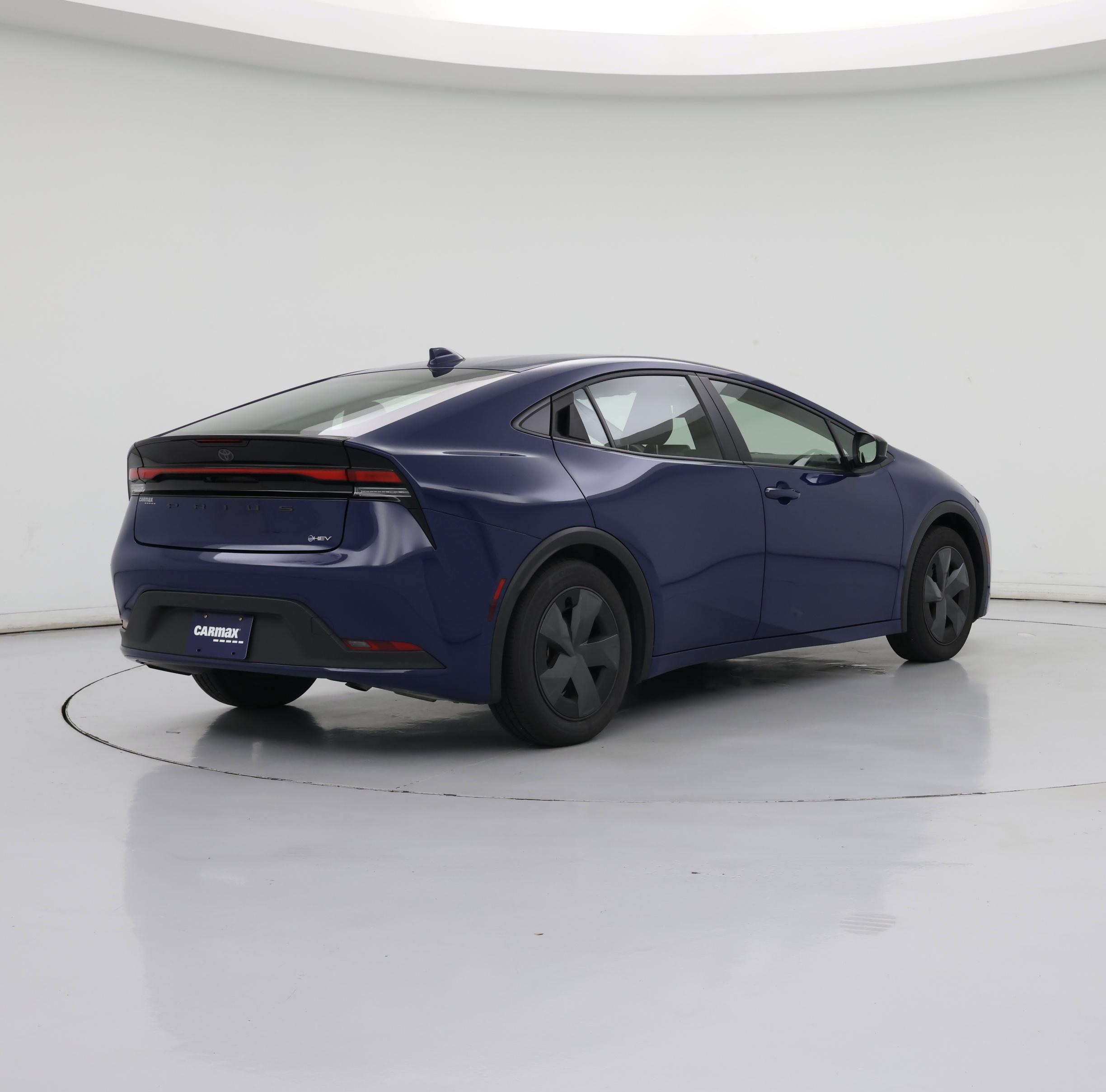 Thumbnail: 2024 Toyota Prius - 8