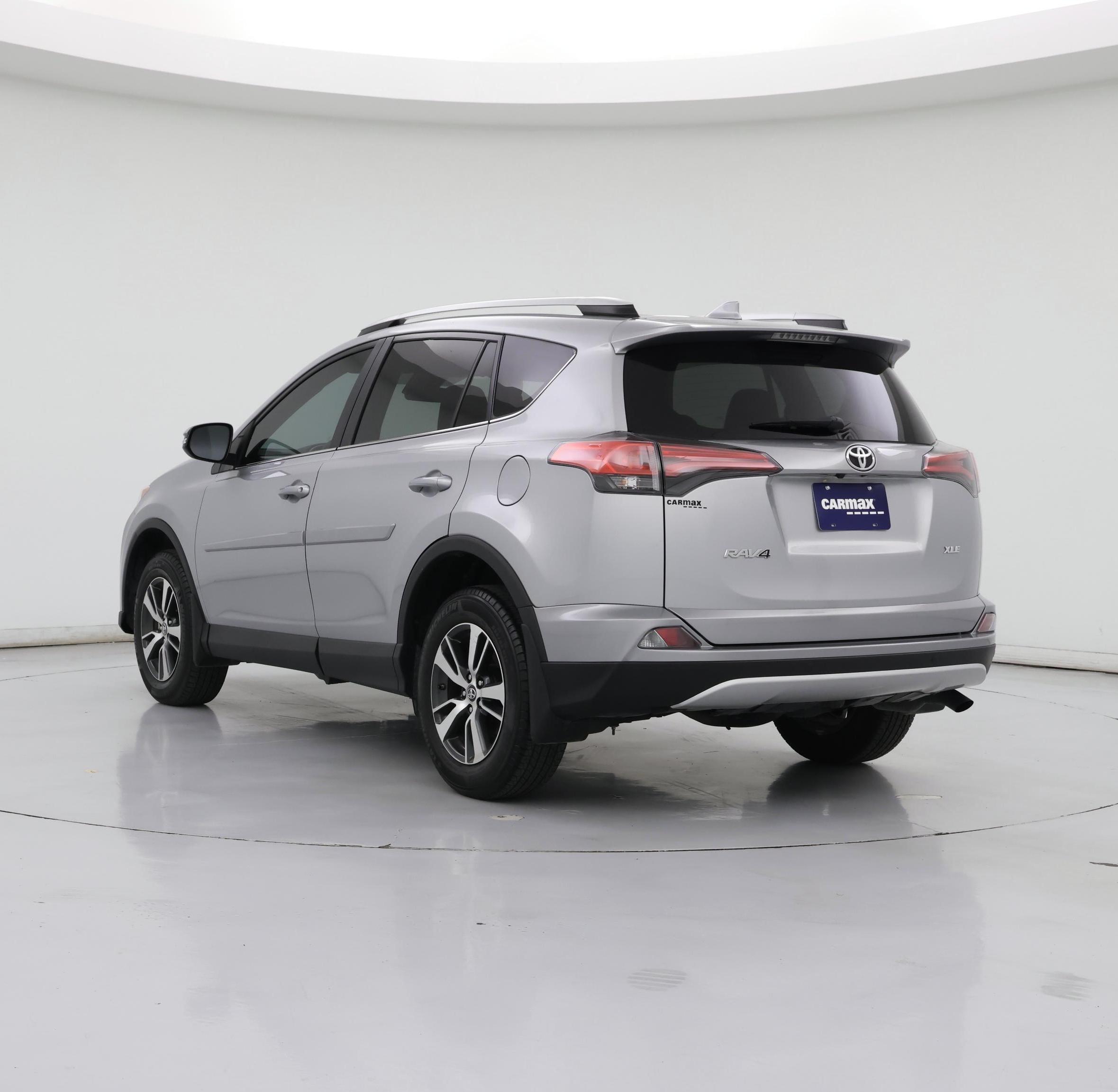 Thumbnail: 2016 Toyota RAV4 - 2