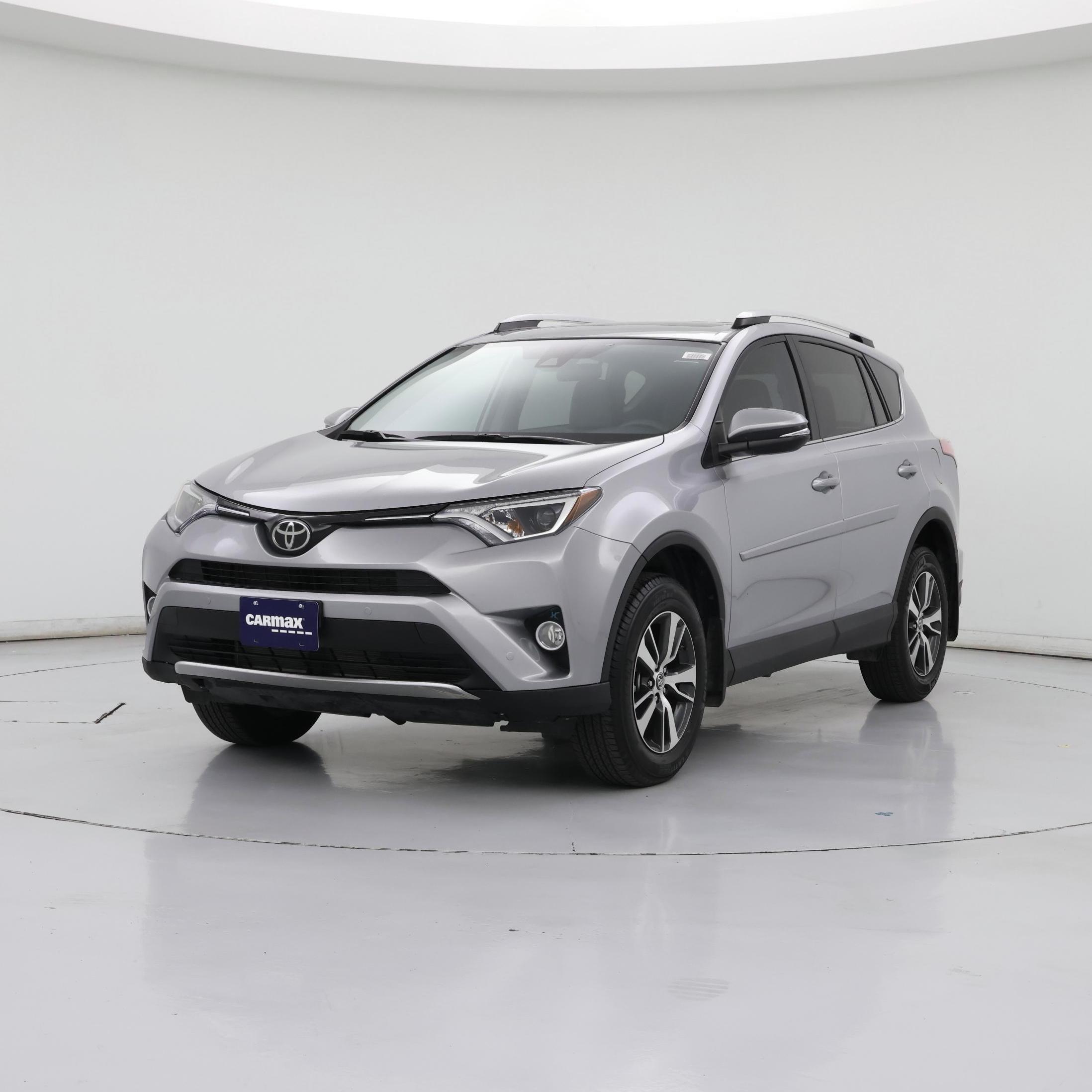 Thumbnail: 2016 Toyota RAV4 - 4