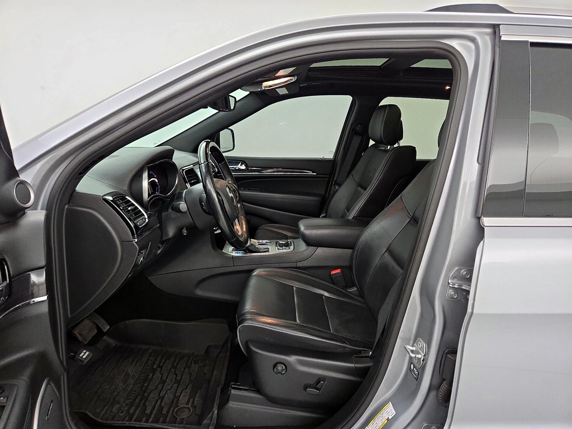 Thumbnail: 2021 Jeep Grand Cherokee - 11