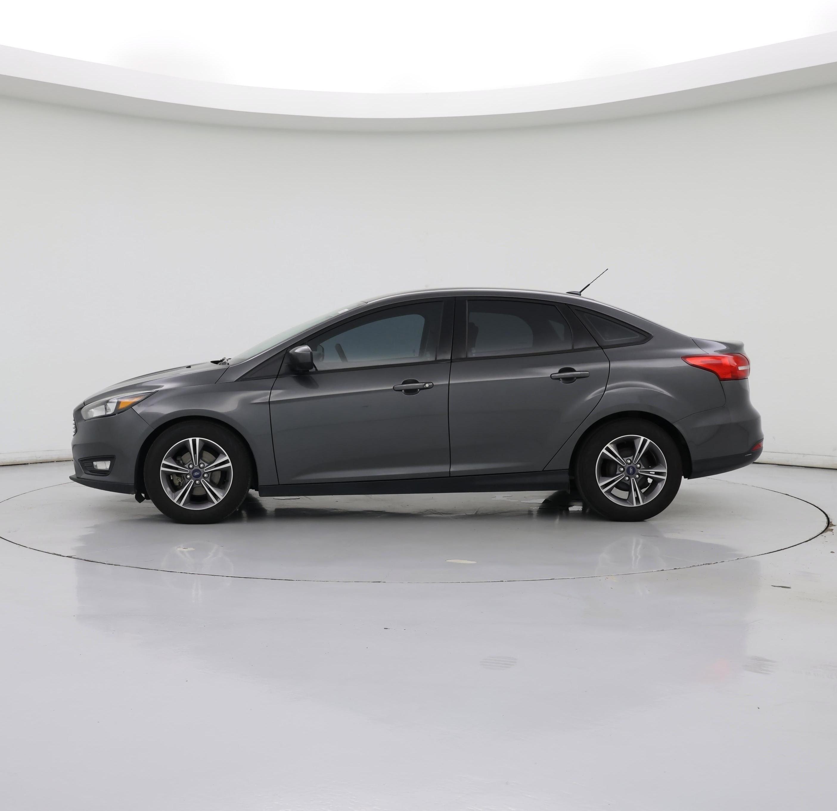 Thumbnail: 2018 Ford Focus - 3