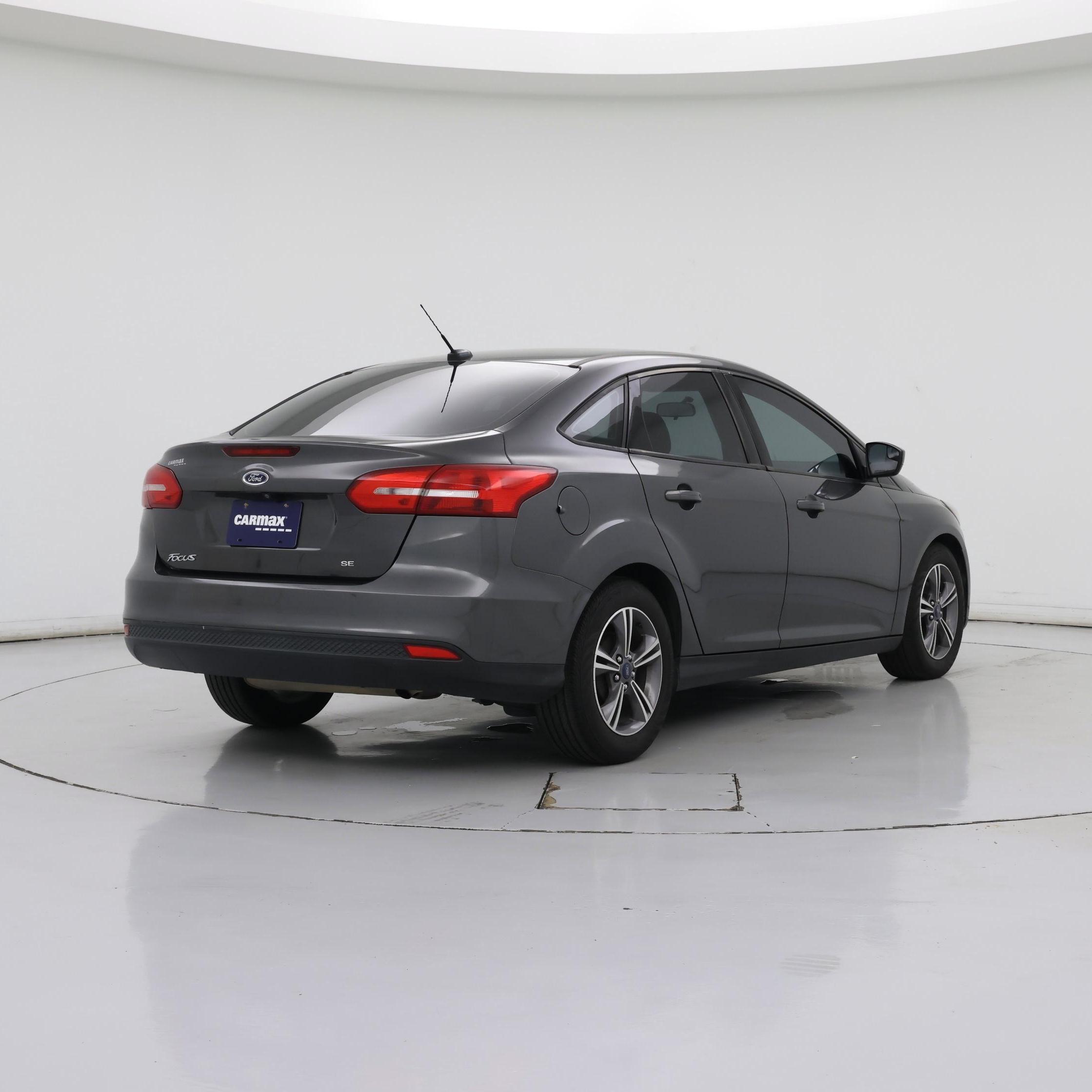 Thumbnail: 2018 Ford Focus - 8
