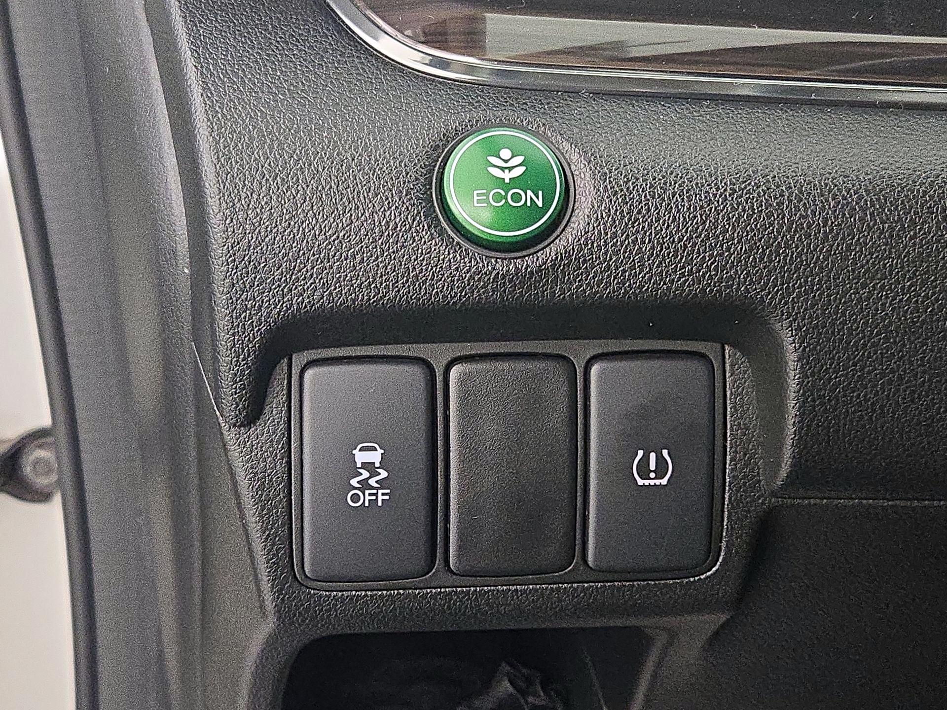 Thumbnail: 2015 Honda CR-V - 13