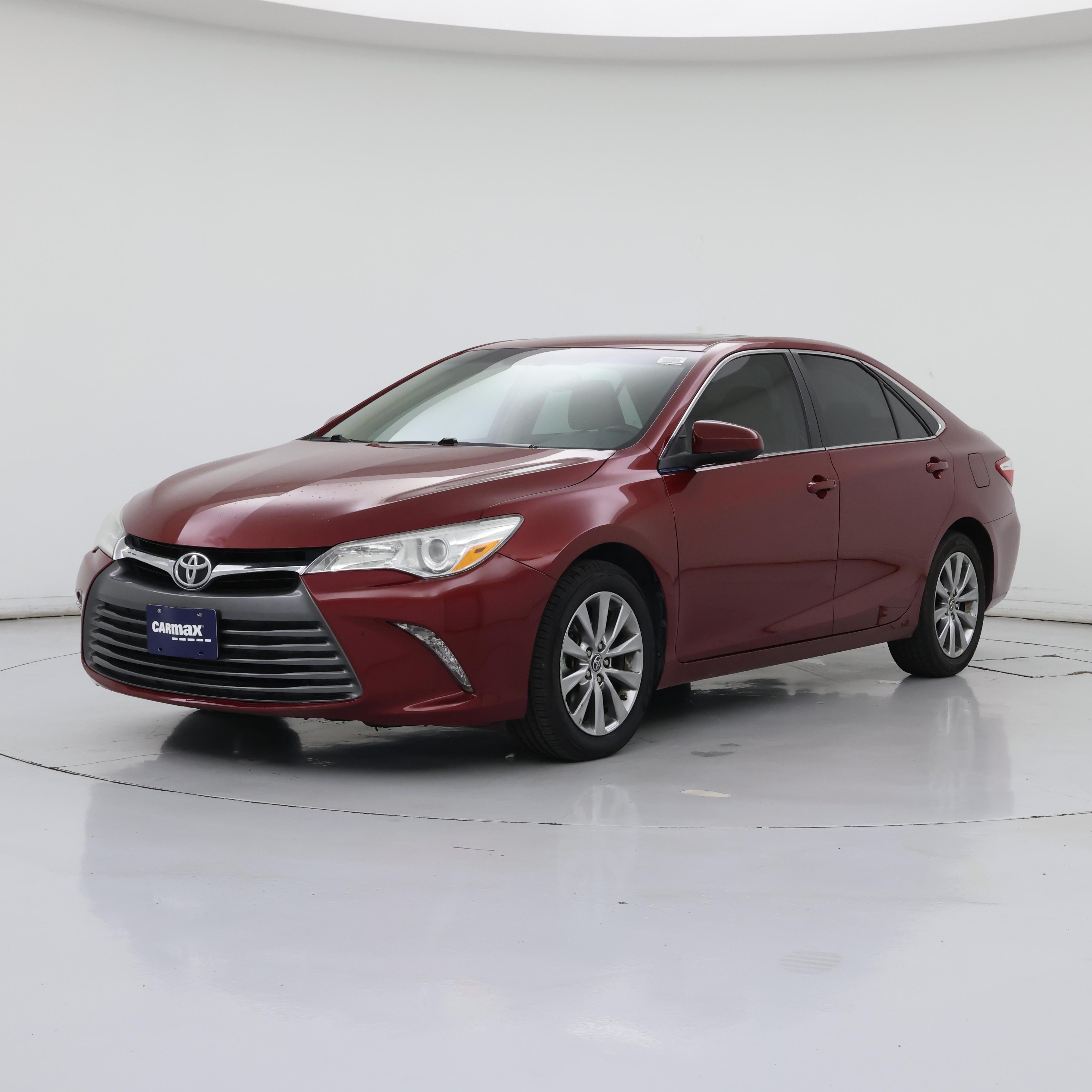 Thumbnail: 2015 Toyota Camry - 4