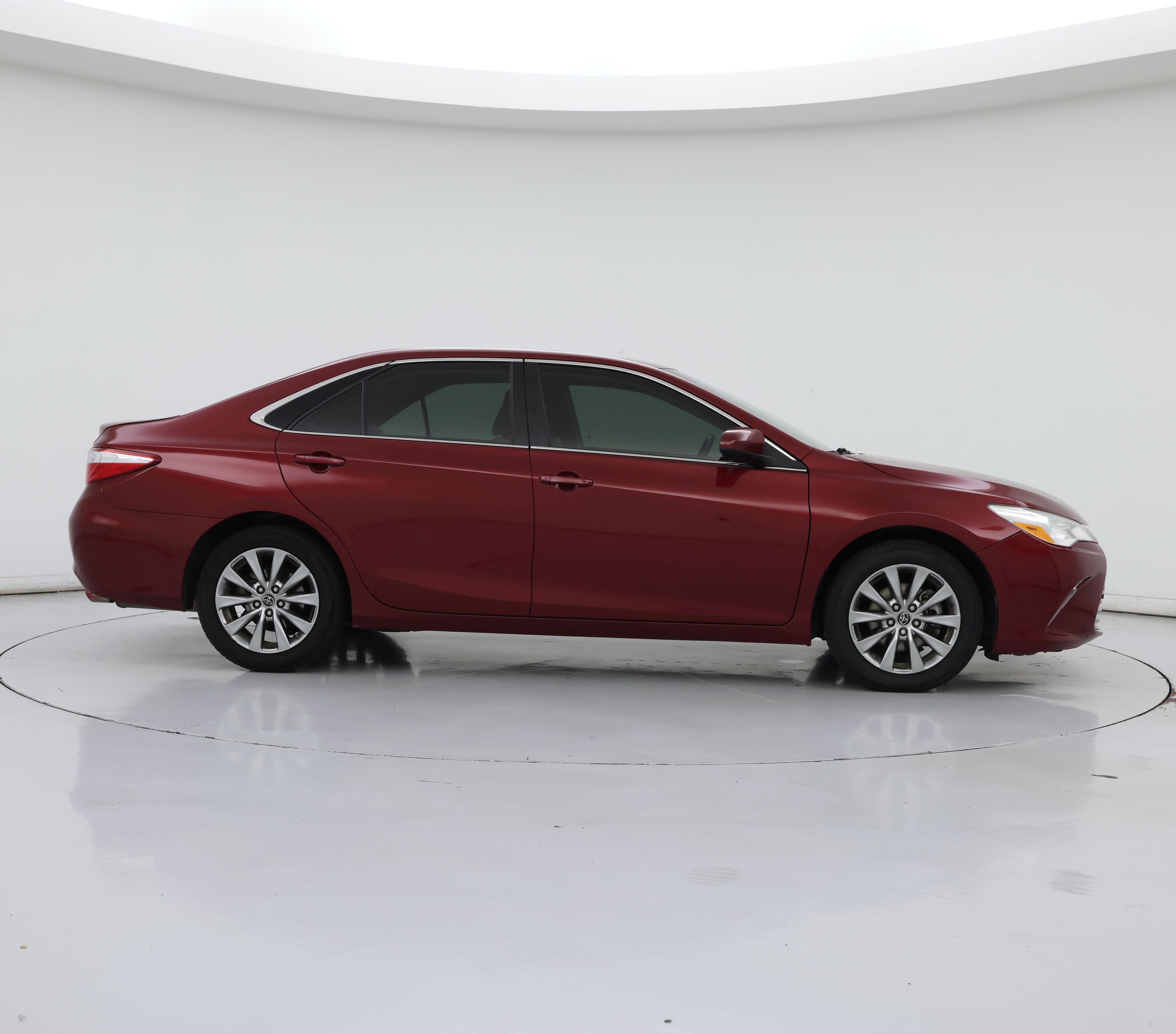 Thumbnail: 2015 Toyota Camry - 7