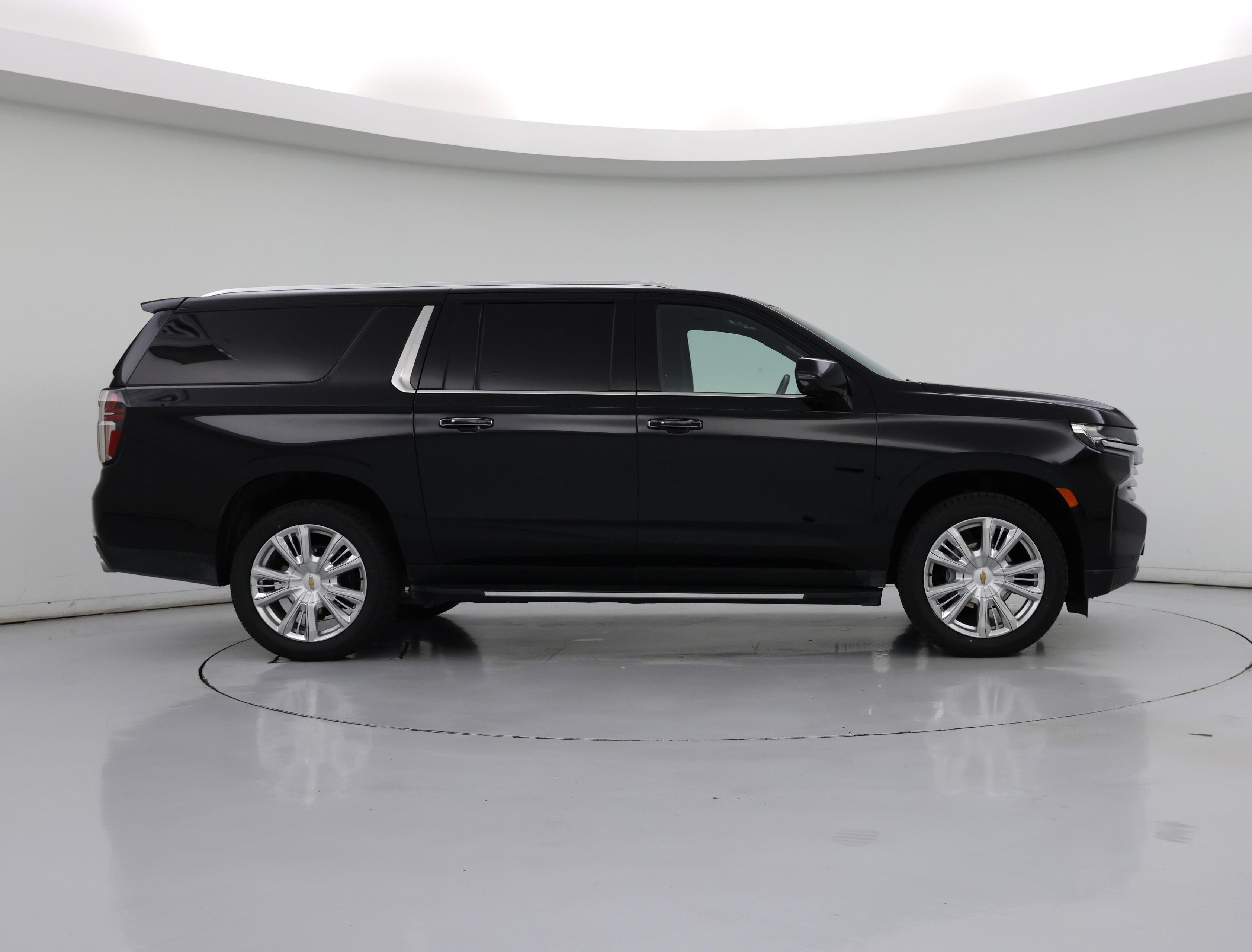 Thumbnail: 2022 Chevrolet Suburban - 7