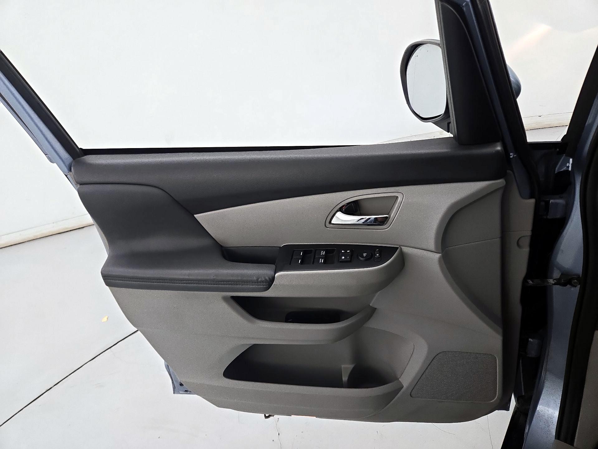 Thumbnail: 2014 Honda Odyssey - 12