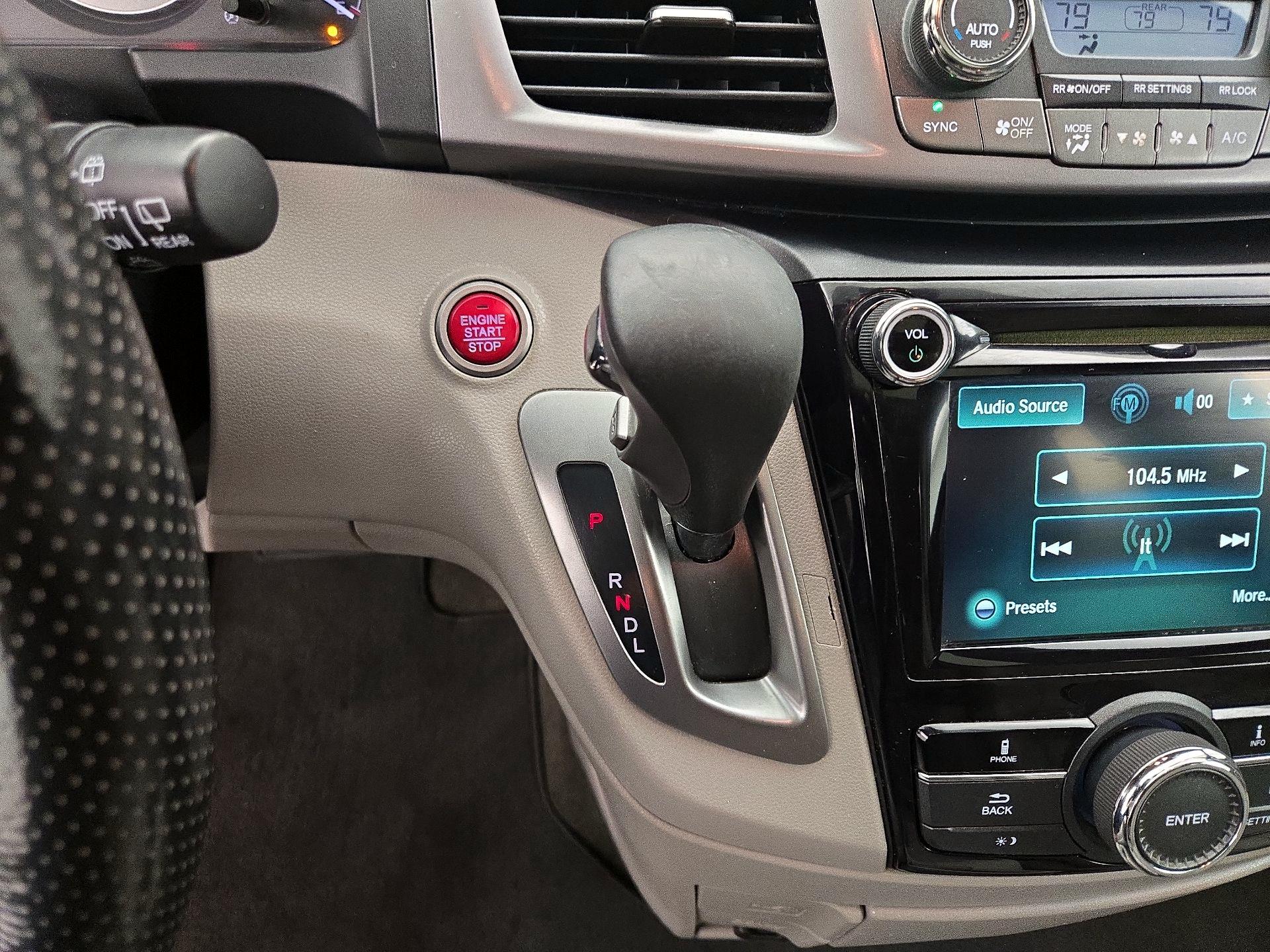 Thumbnail: 2014 Honda Odyssey - 17