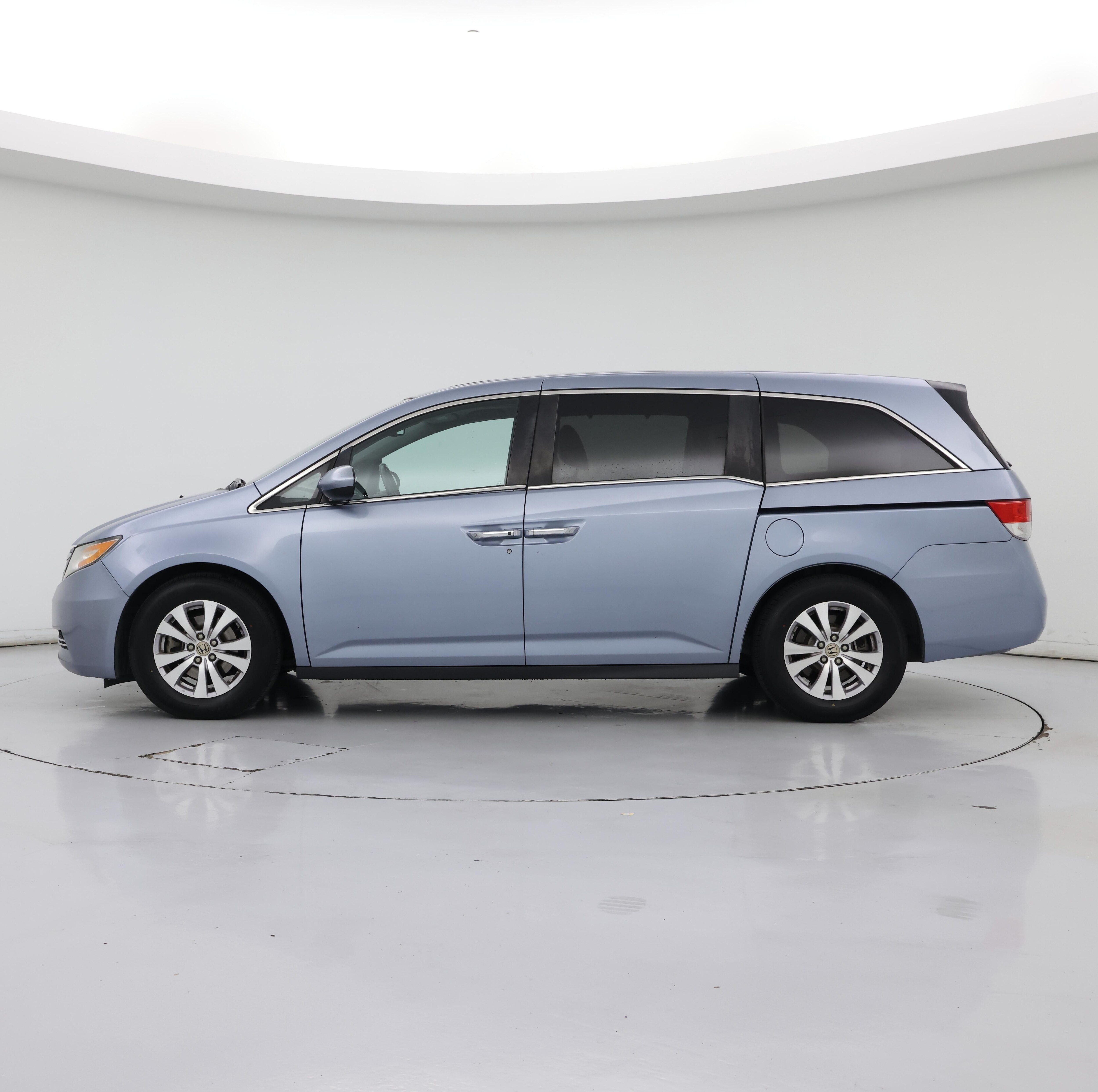 Thumbnail: 2014 Honda Odyssey - 3