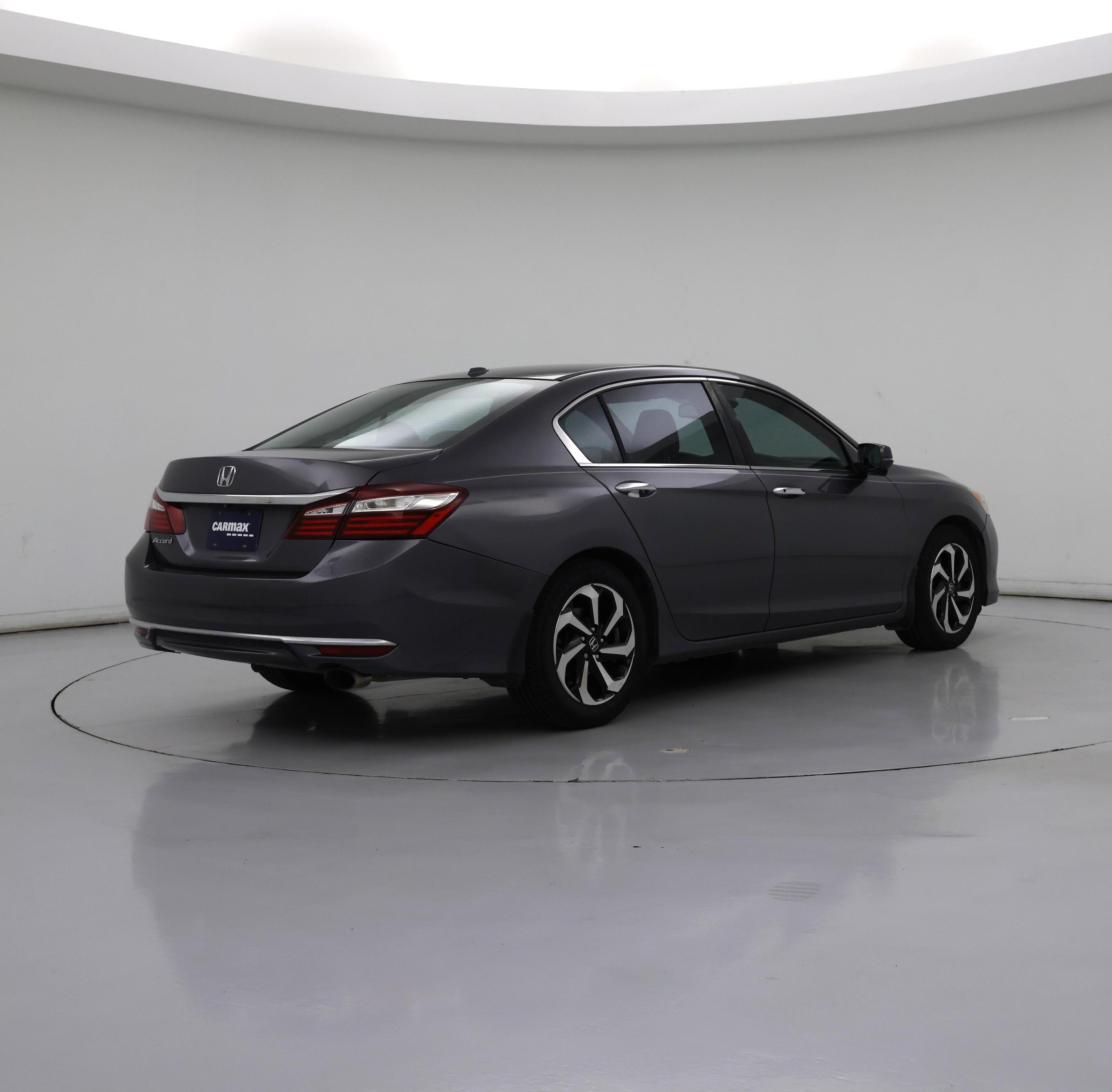 Thumbnail: 2017 Honda Accord - 8
