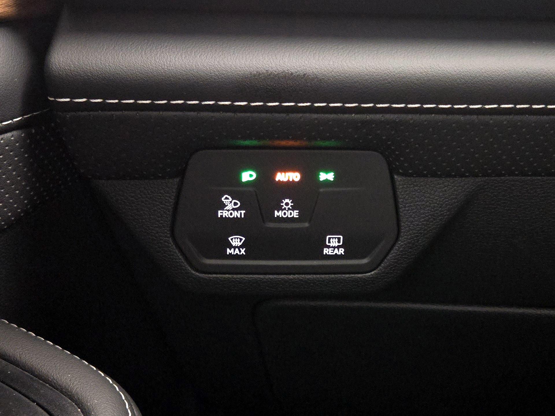 Thumbnail: 2025 Volkswagen Atlas - 13