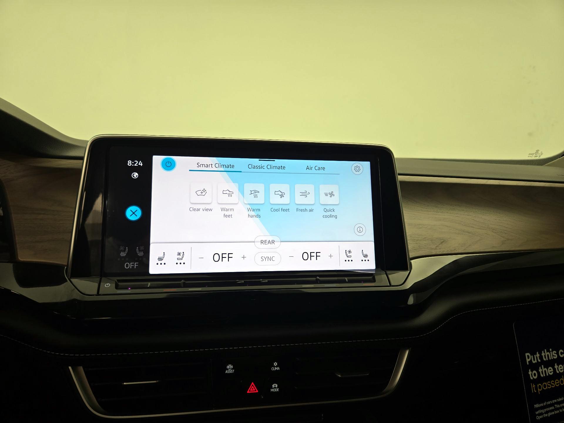 Thumbnail: 2025 Volkswagen Atlas - 16