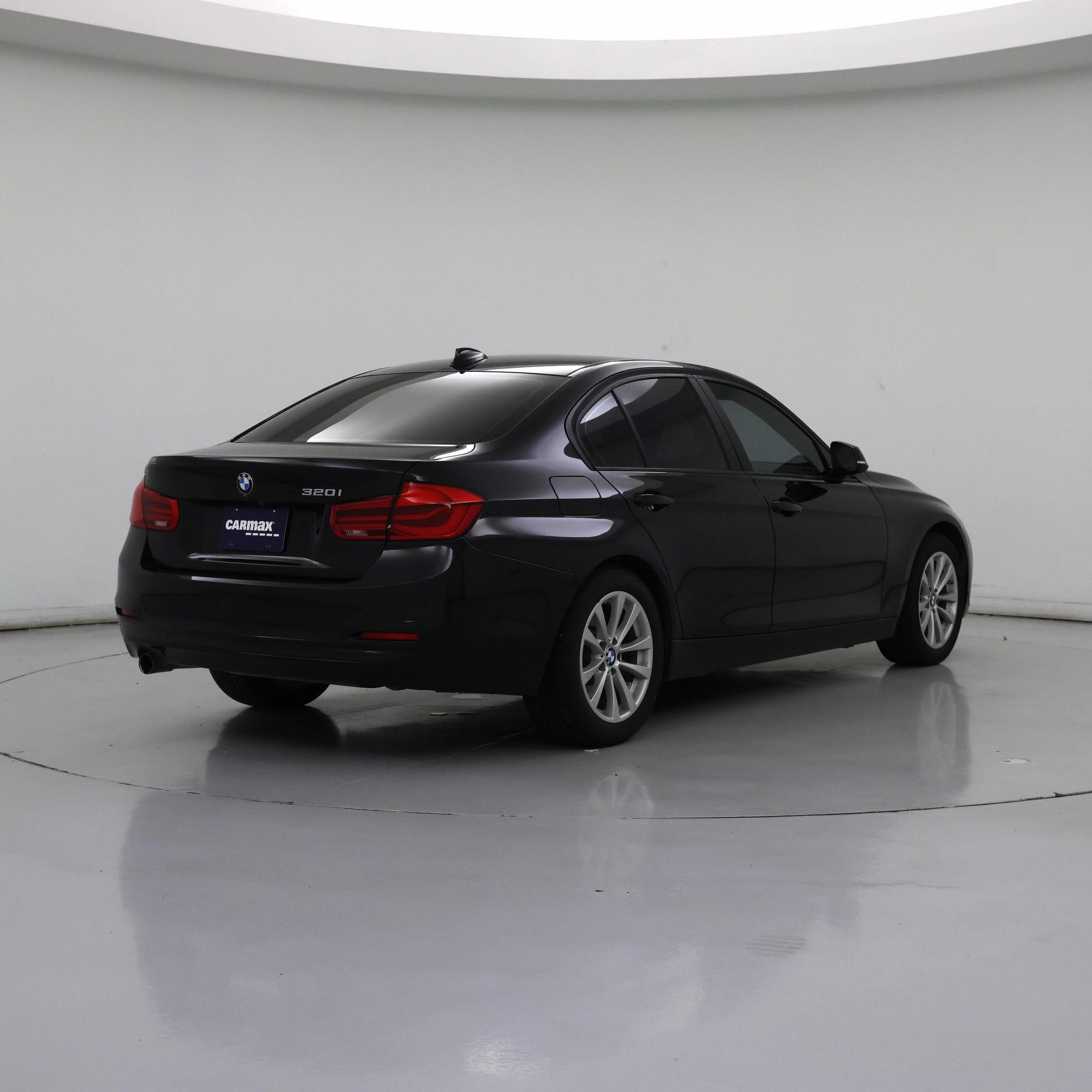 Thumbnail: 2018 BMW 3 Series - 8