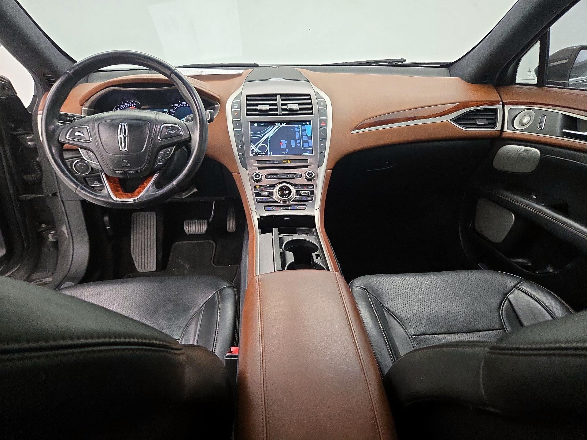 Thumbnail: 2017 Lincoln MKZ - 9