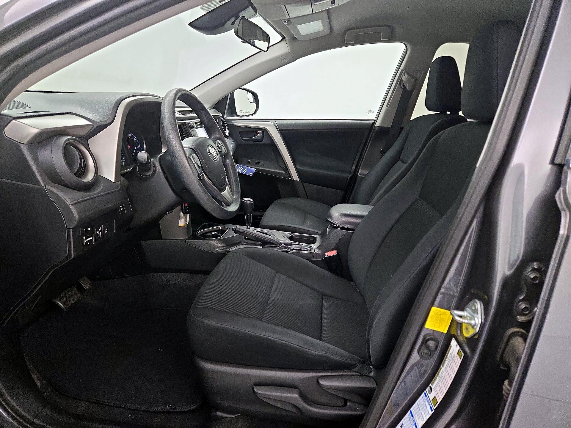 Thumbnail: 2017 Toyota RAV4 - 11