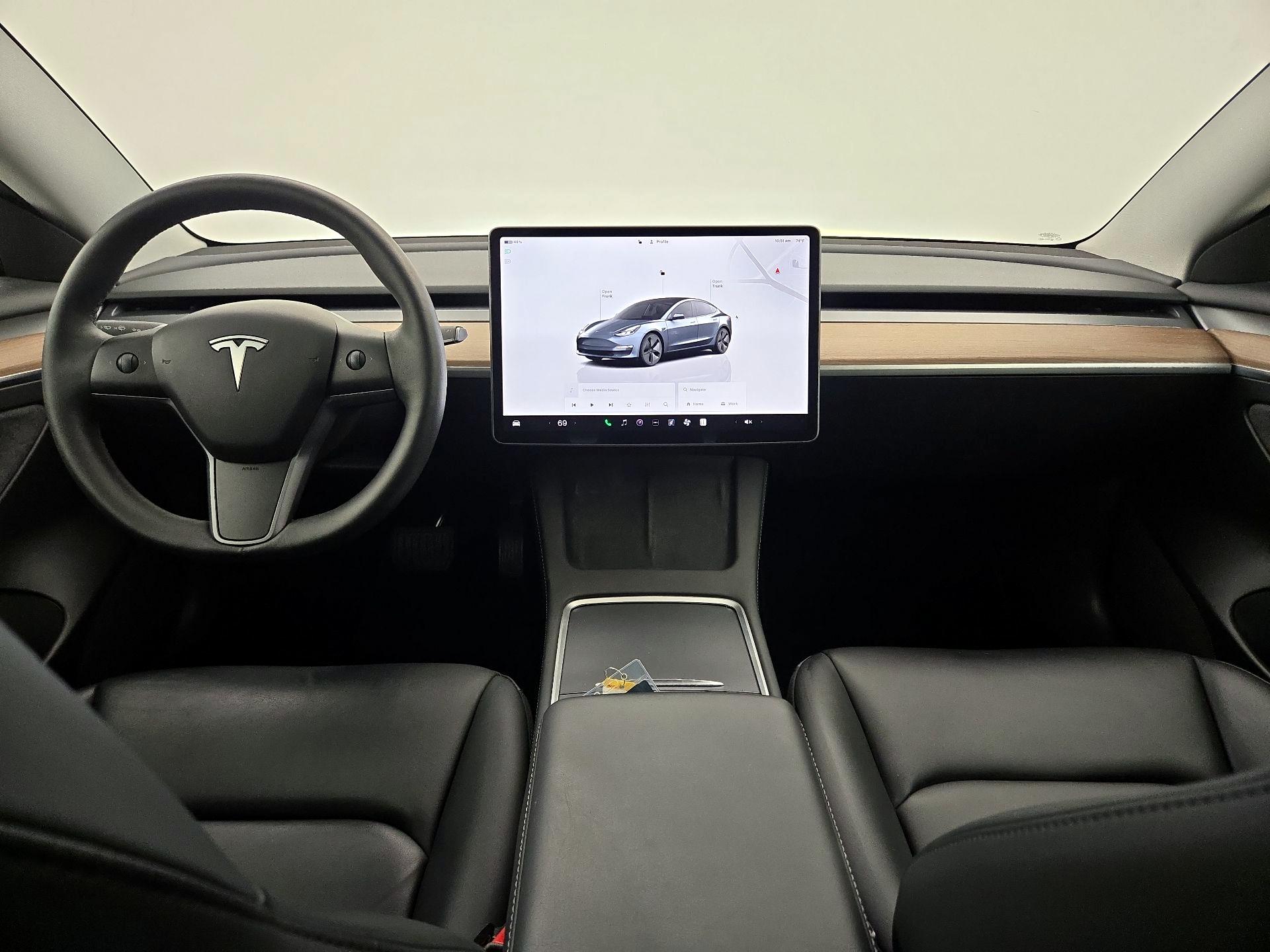 Thumbnail: 2023 Tesla Model 3 - 9