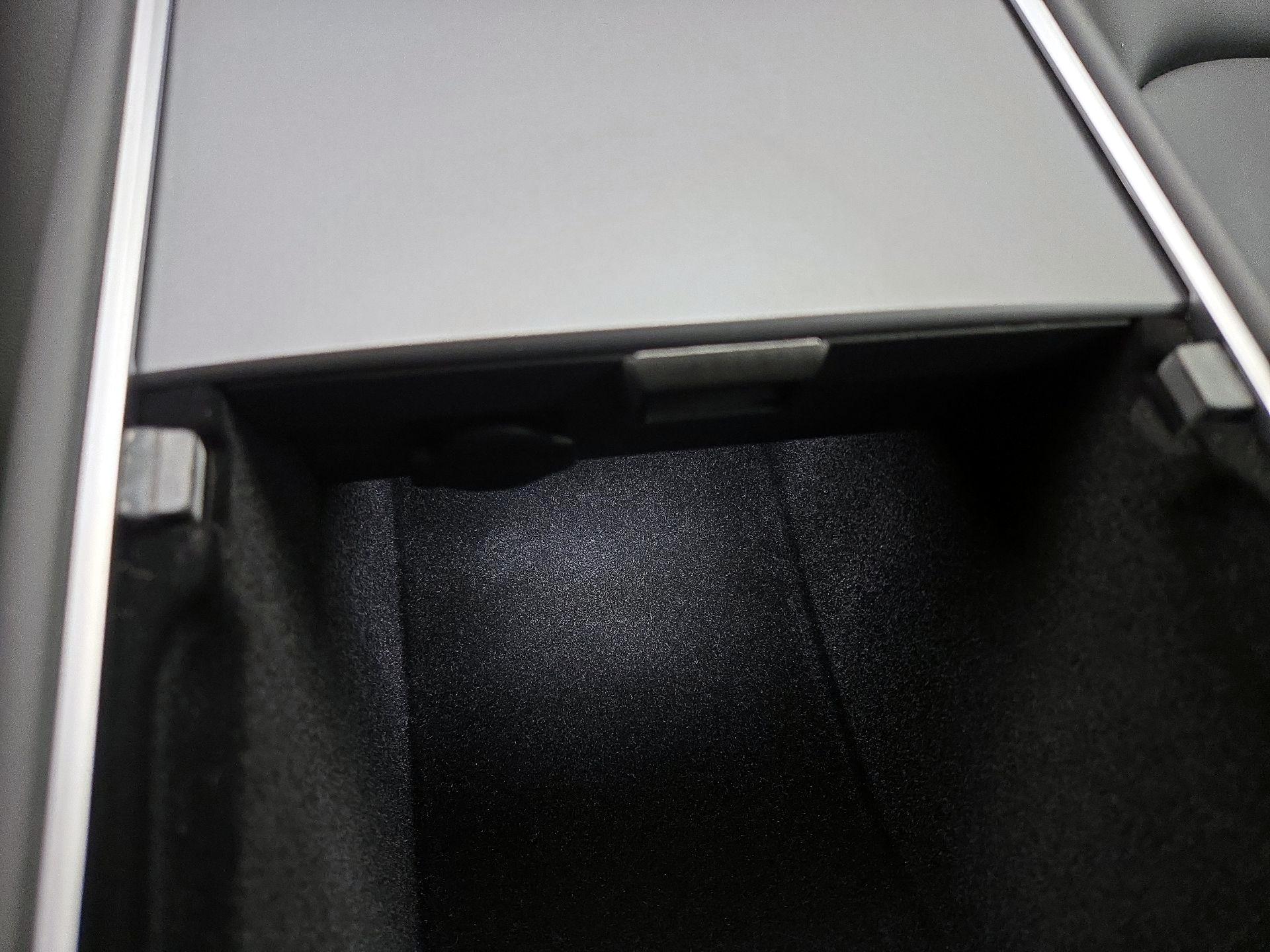 Thumbnail: 2023 Tesla Model 3 - 18
