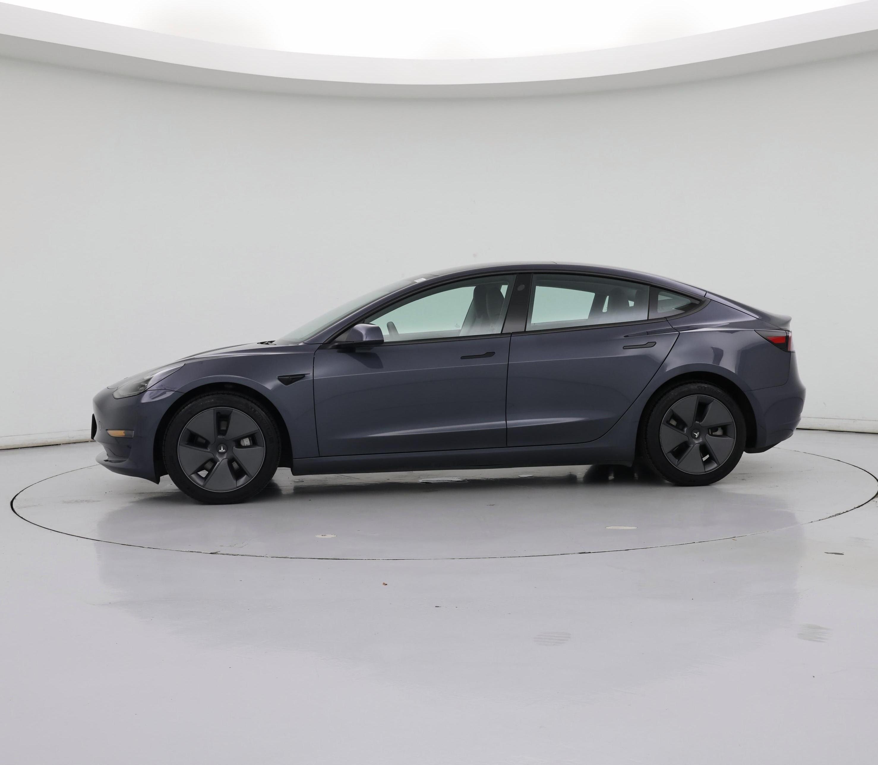 Thumbnail: 2023 Tesla Model 3 - 7