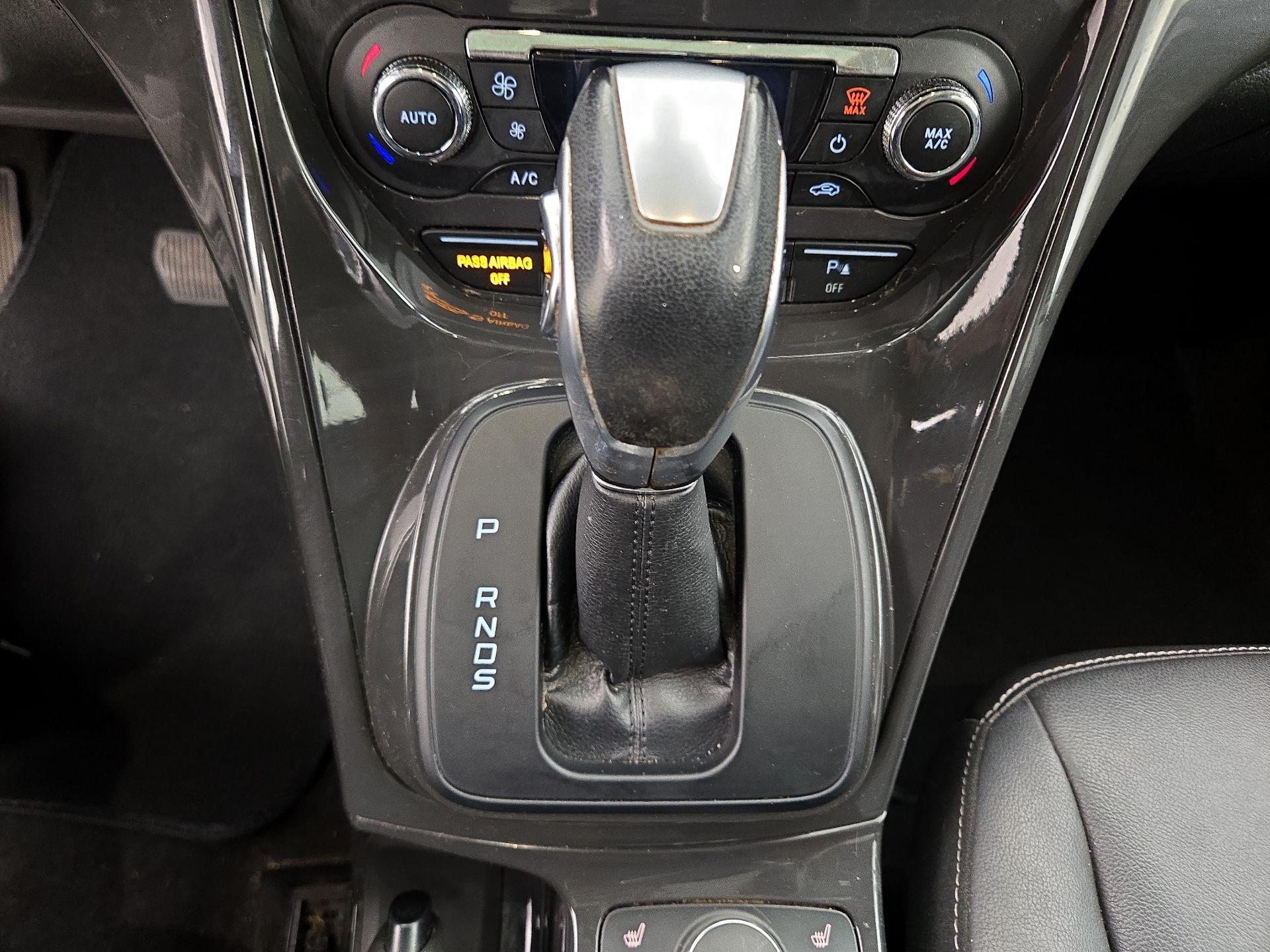 Thumbnail: 2016 Ford Escape - 18