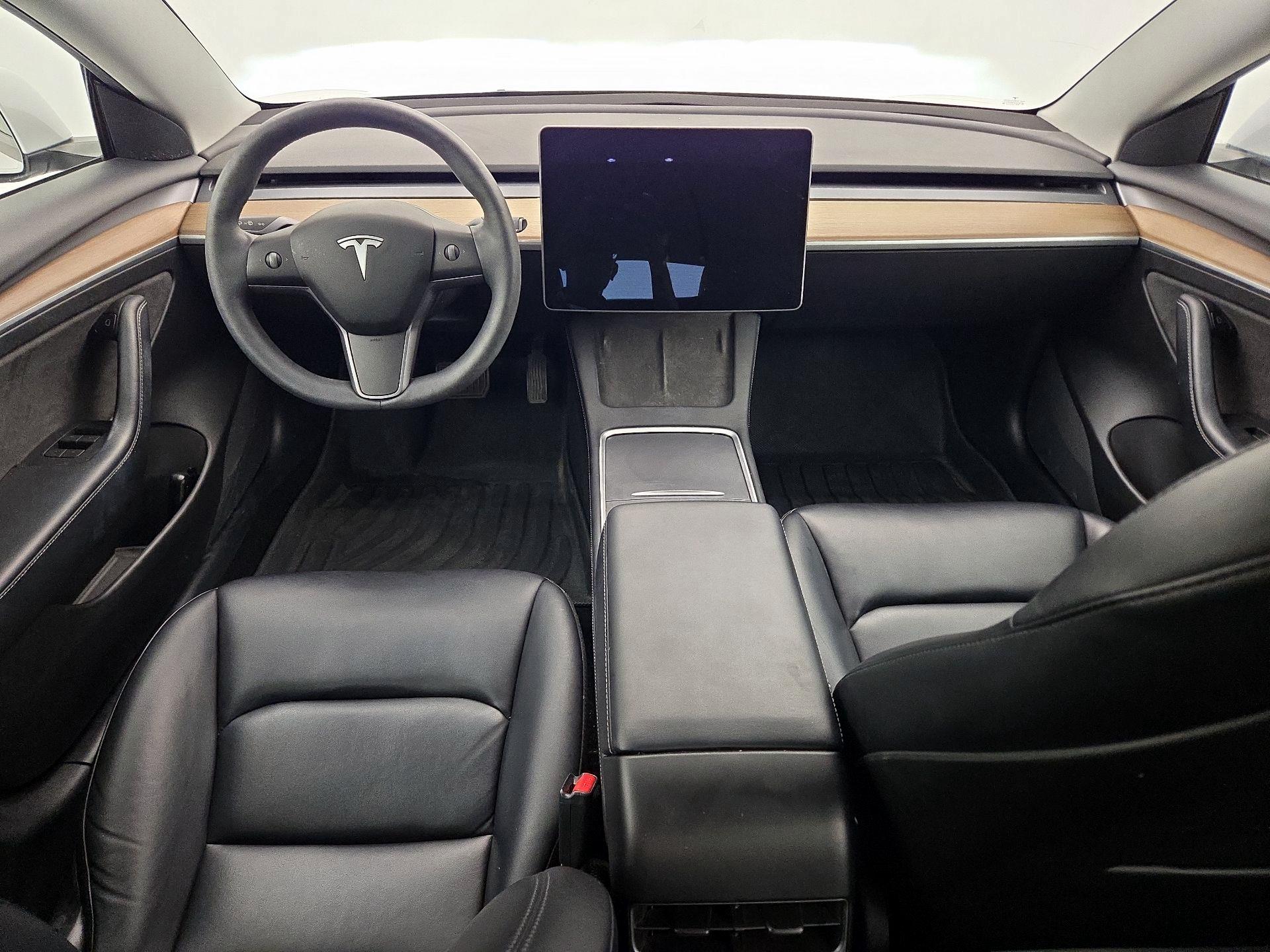 Thumbnail: 2021 Tesla Model 3 - 9