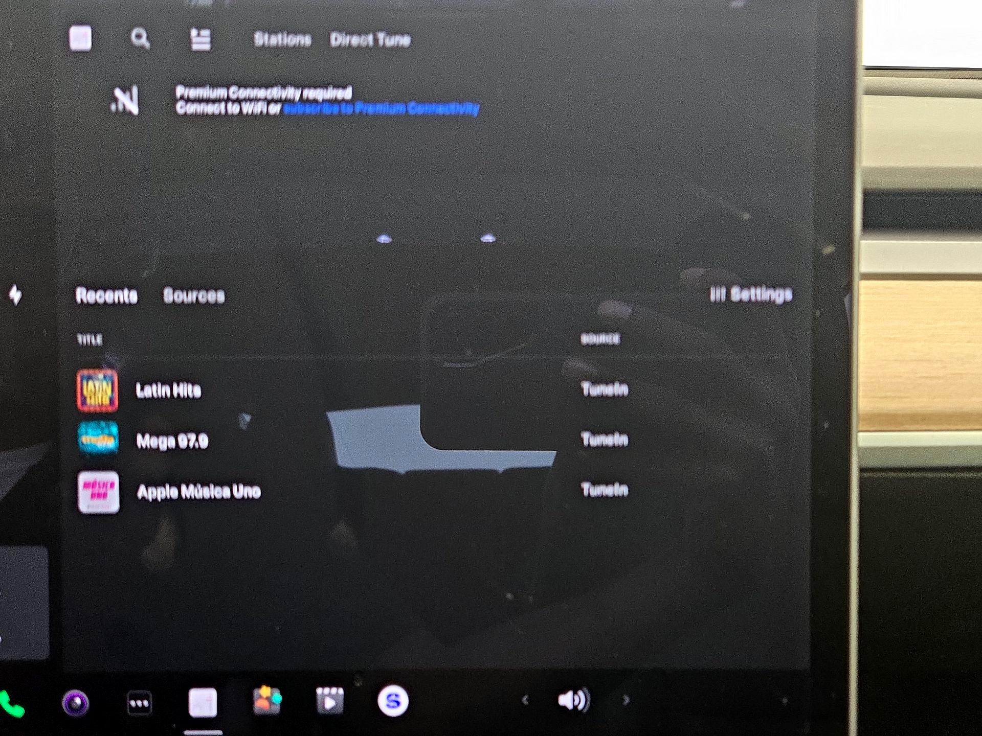 Thumbnail: 2021 Tesla Model 3 - 15
