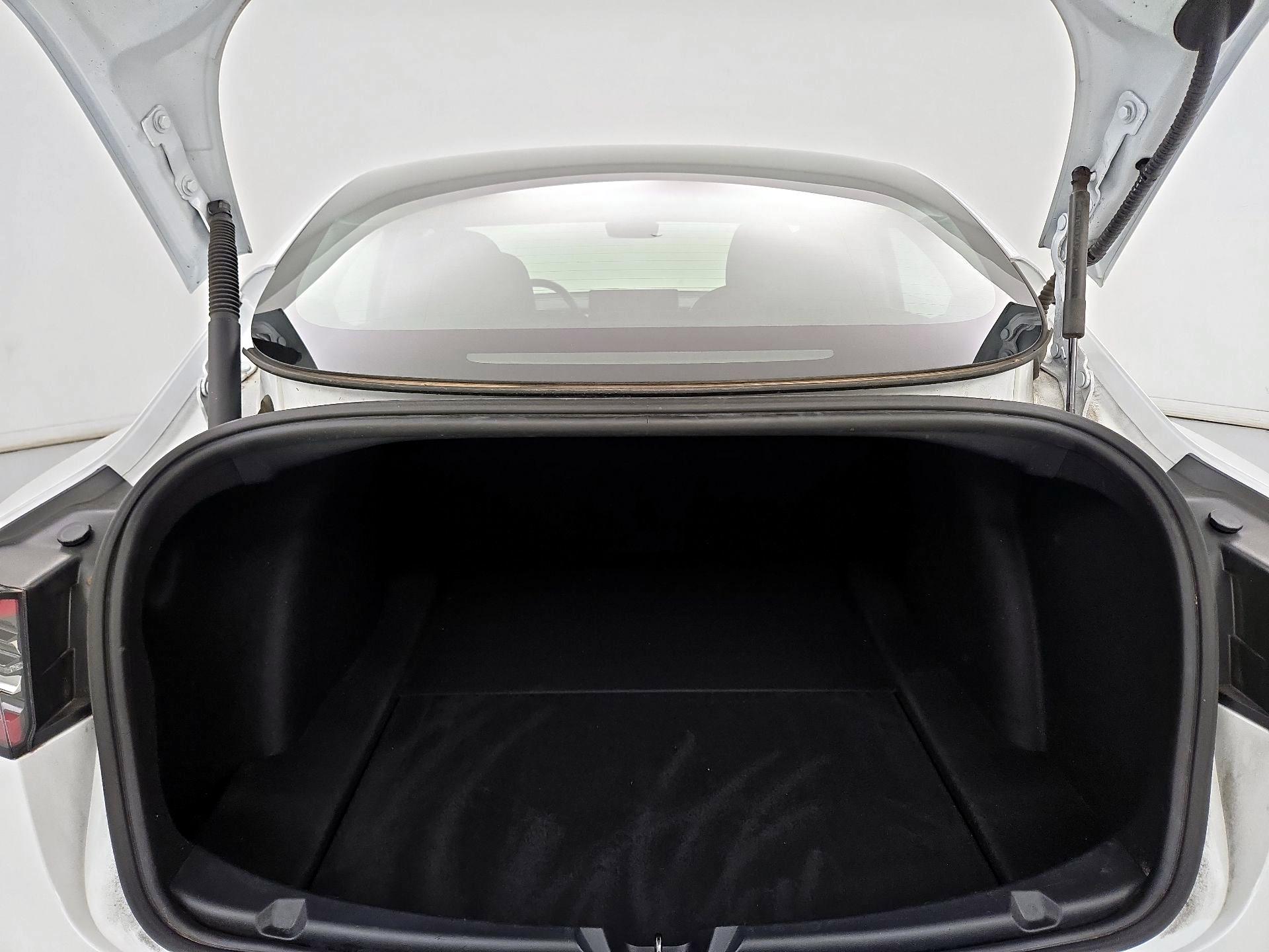 Thumbnail: 2021 Tesla Model 3 - 20