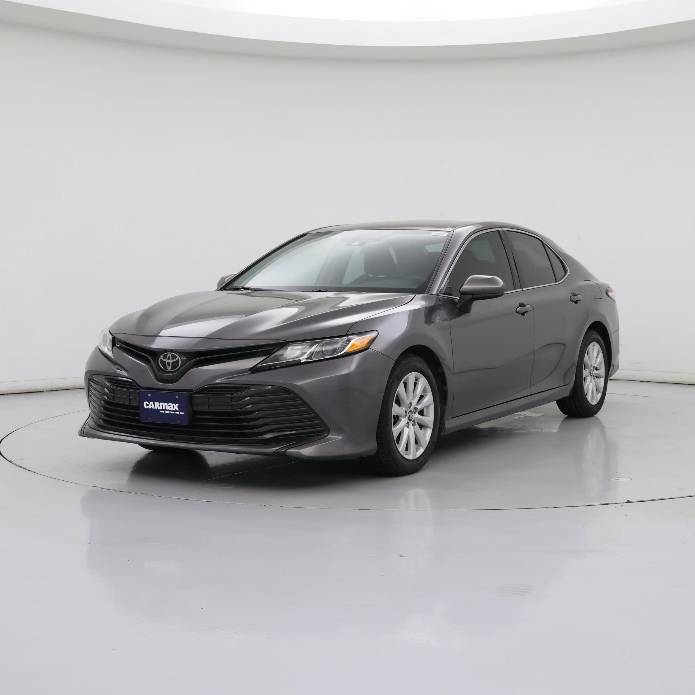 Thumbnail: 2019 Toyota Camry - 4