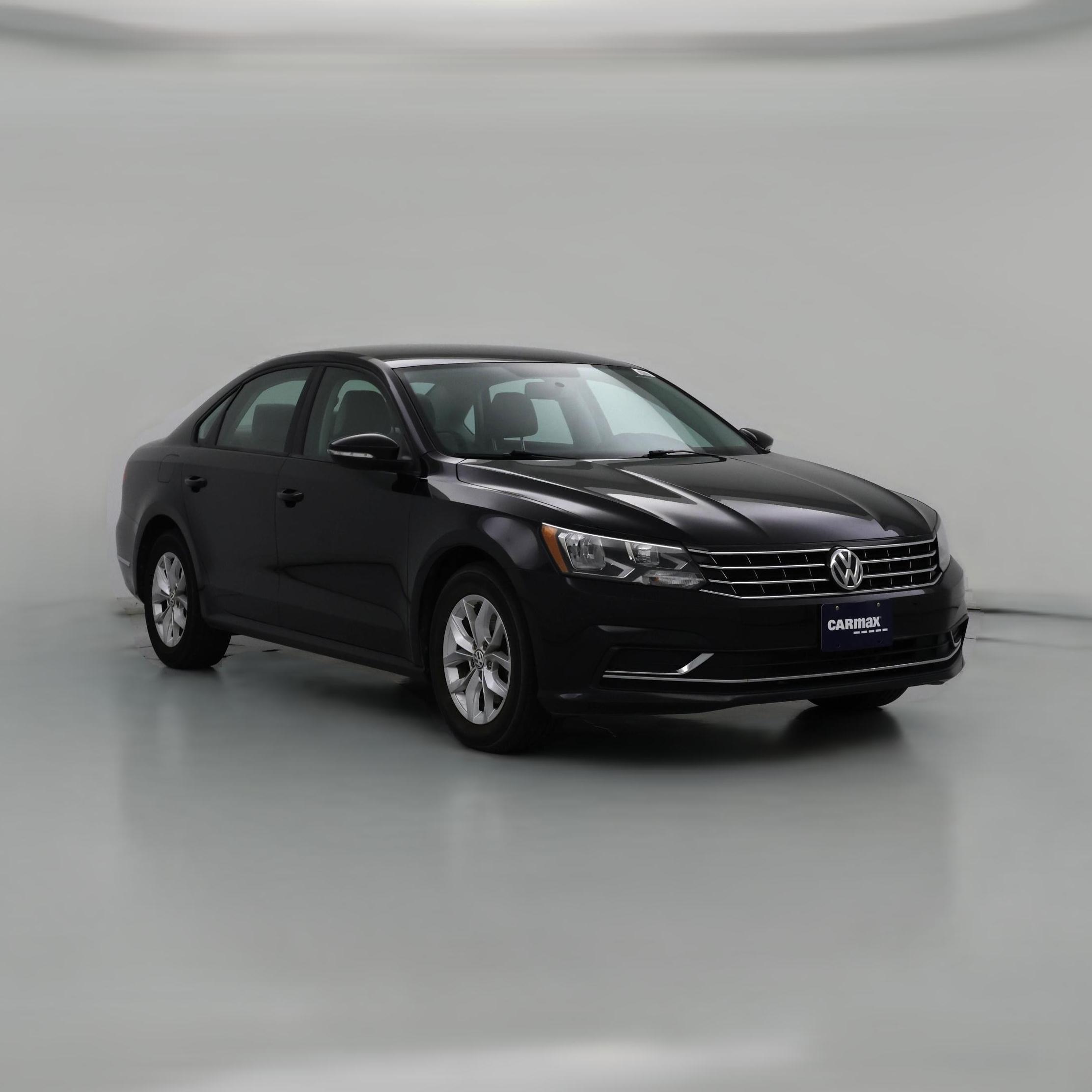 Thumbnail: 2018 Volkswagen Passat - 1