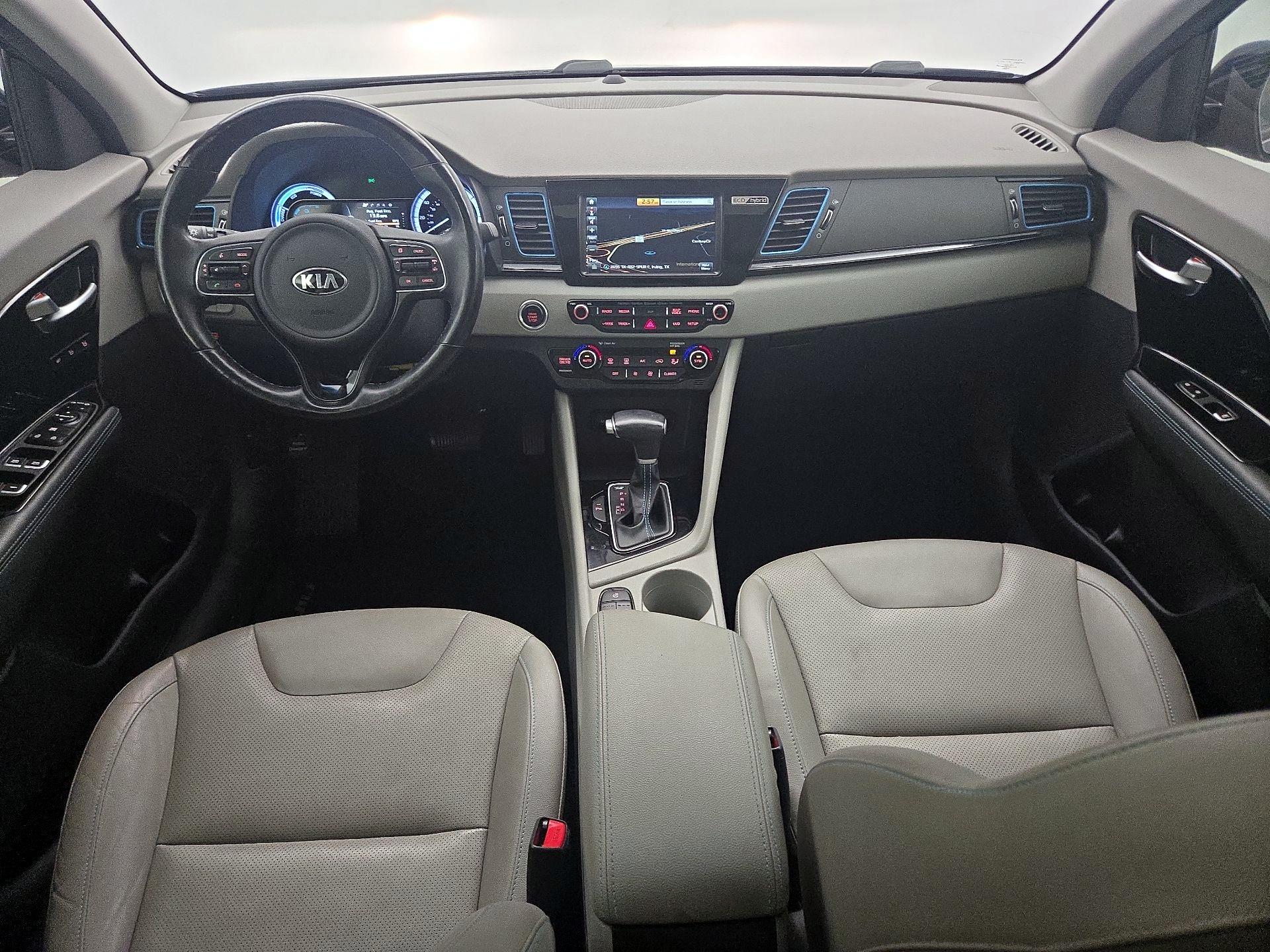 Thumbnail: 2017 Kia Niro - 9
