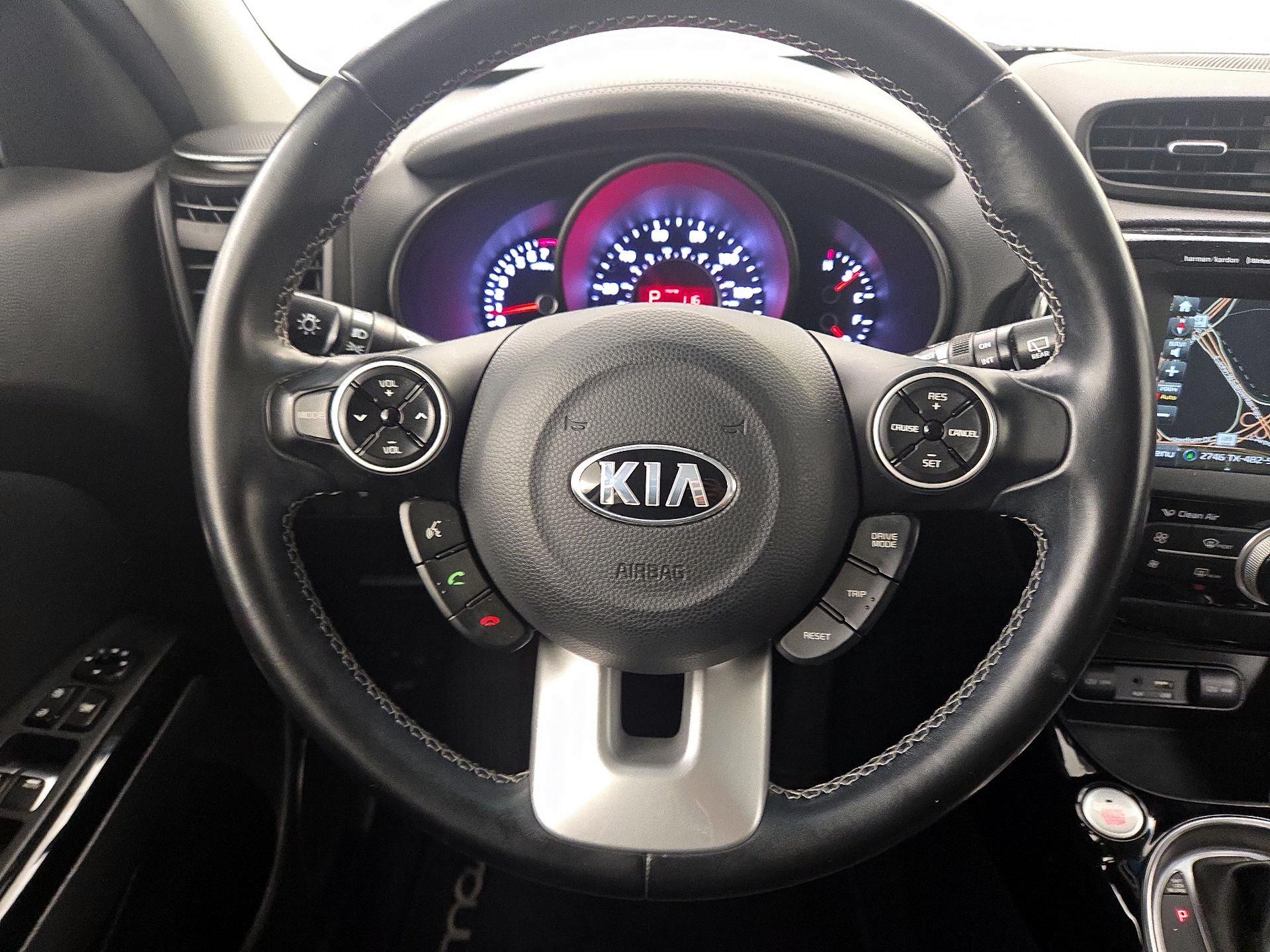 Thumbnail: 2017 Kia Soul - 10