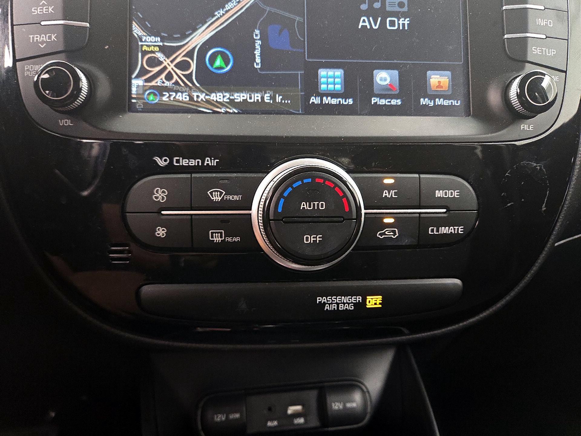Thumbnail: 2017 Kia Soul - 17