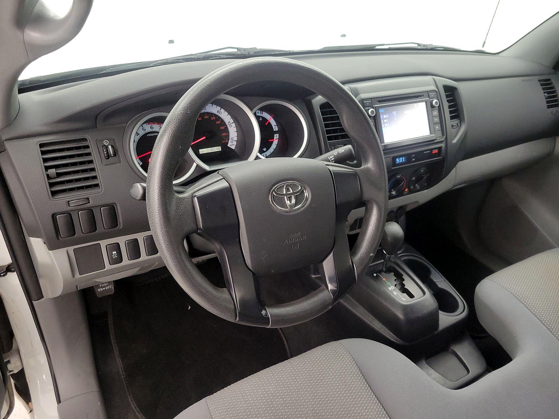 Thumbnail: 2014 Toyota Tacoma - 9