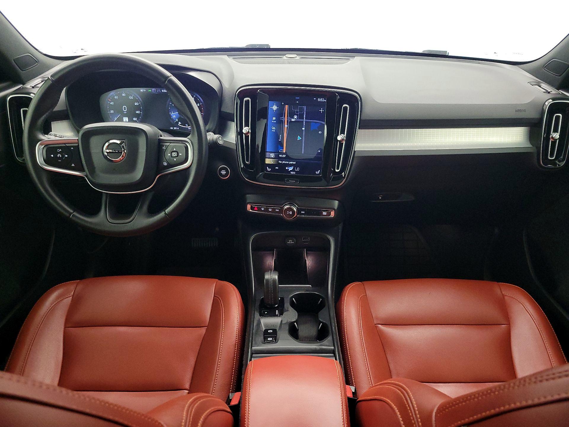 Thumbnail: 2020 Volvo XC40 - 9