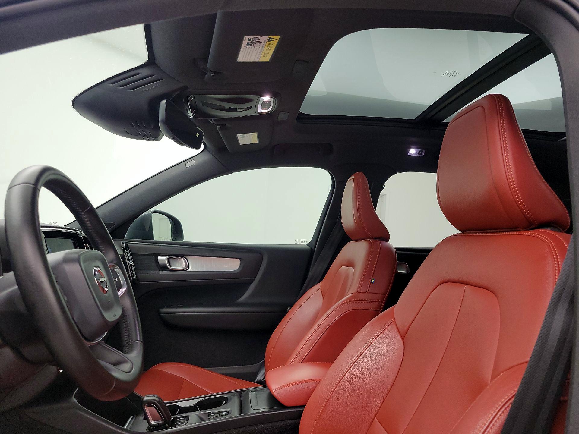 Thumbnail: 2020 Volvo XC40 - 20