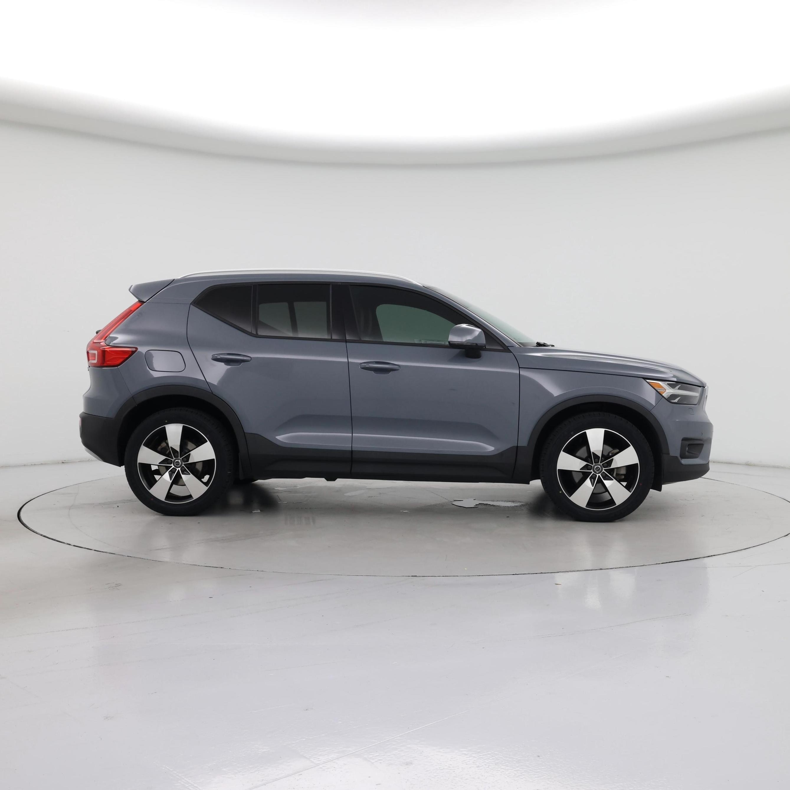 Thumbnail: 2020 Volvo XC40 - 7