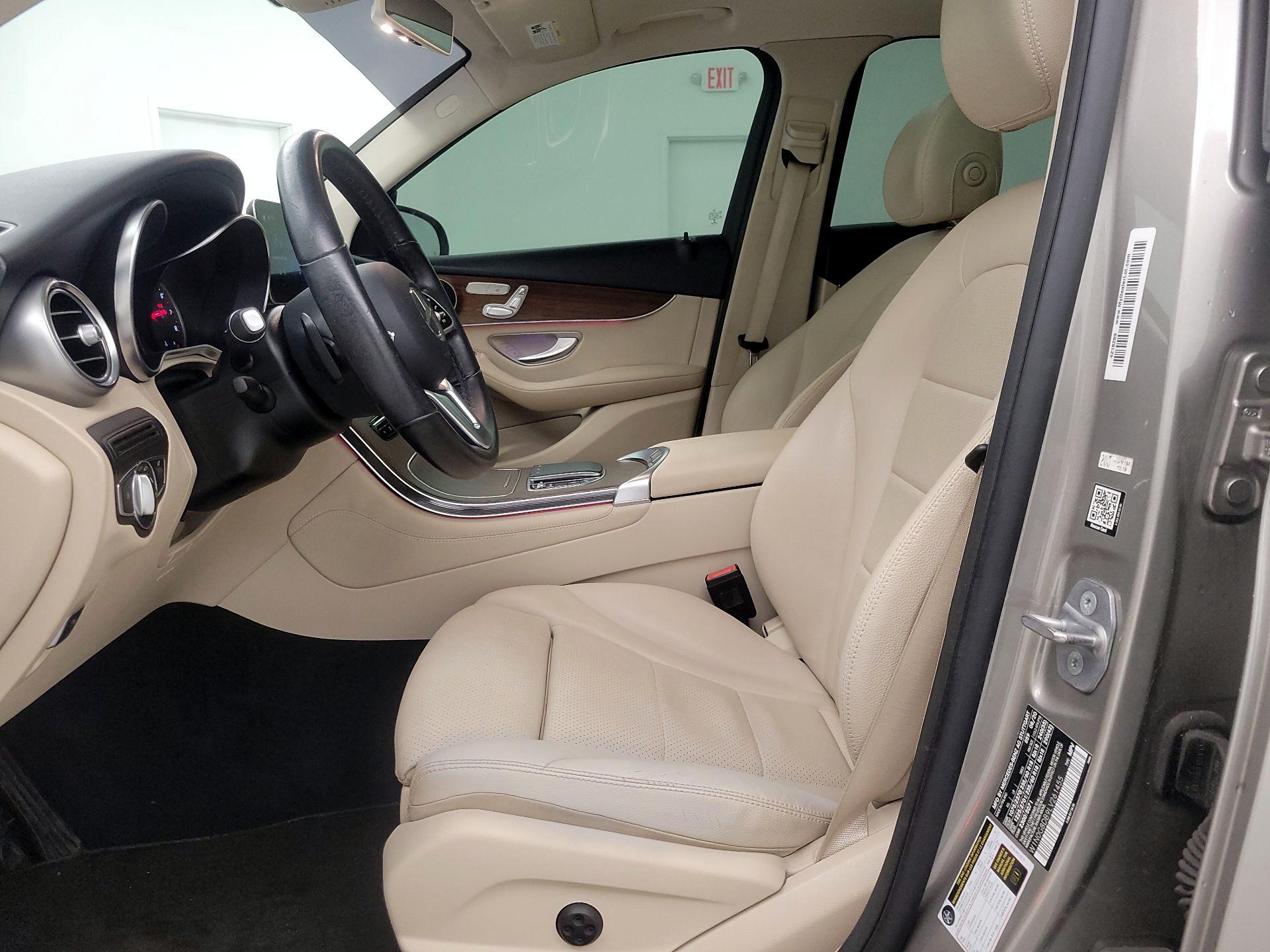 Thumbnail: 2020 Mercedes-Benz GLC - 11